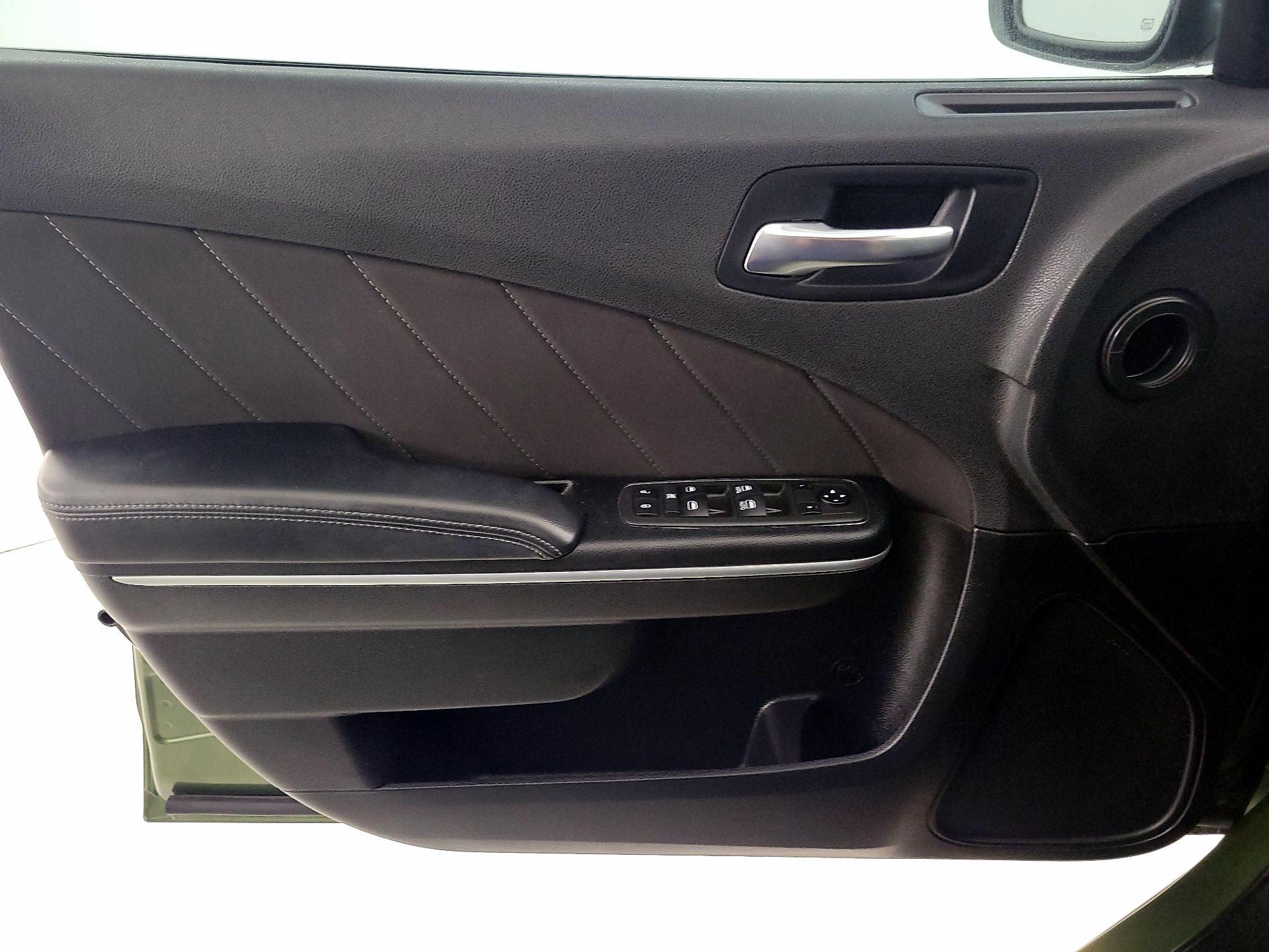 Thumbnail: 2021 Dodge Charger - 12