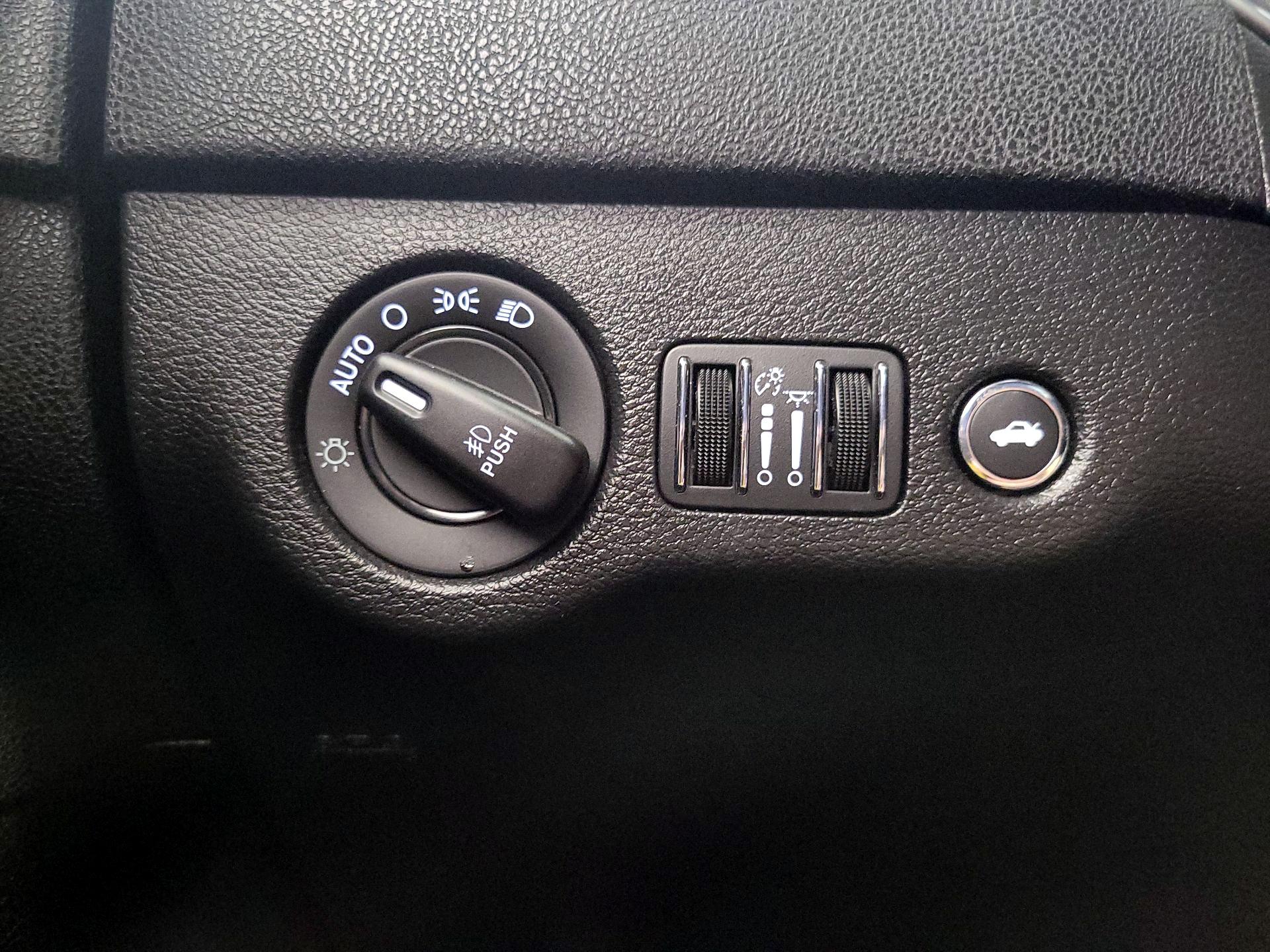 Thumbnail: 2021 Dodge Charger - 13