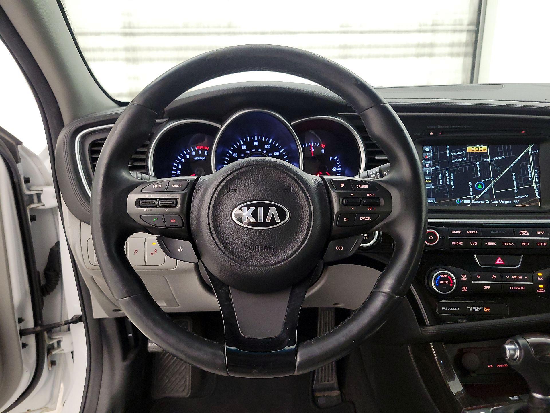 Thumbnail: 2015 Kia Optima - 10