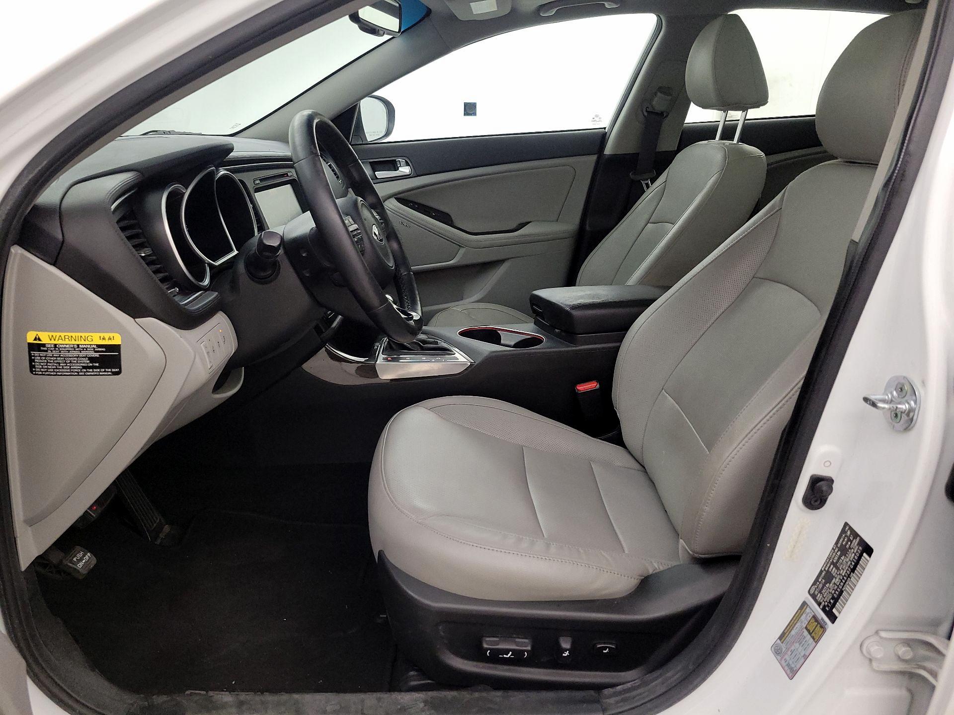 Thumbnail: 2015 Kia Optima - 11