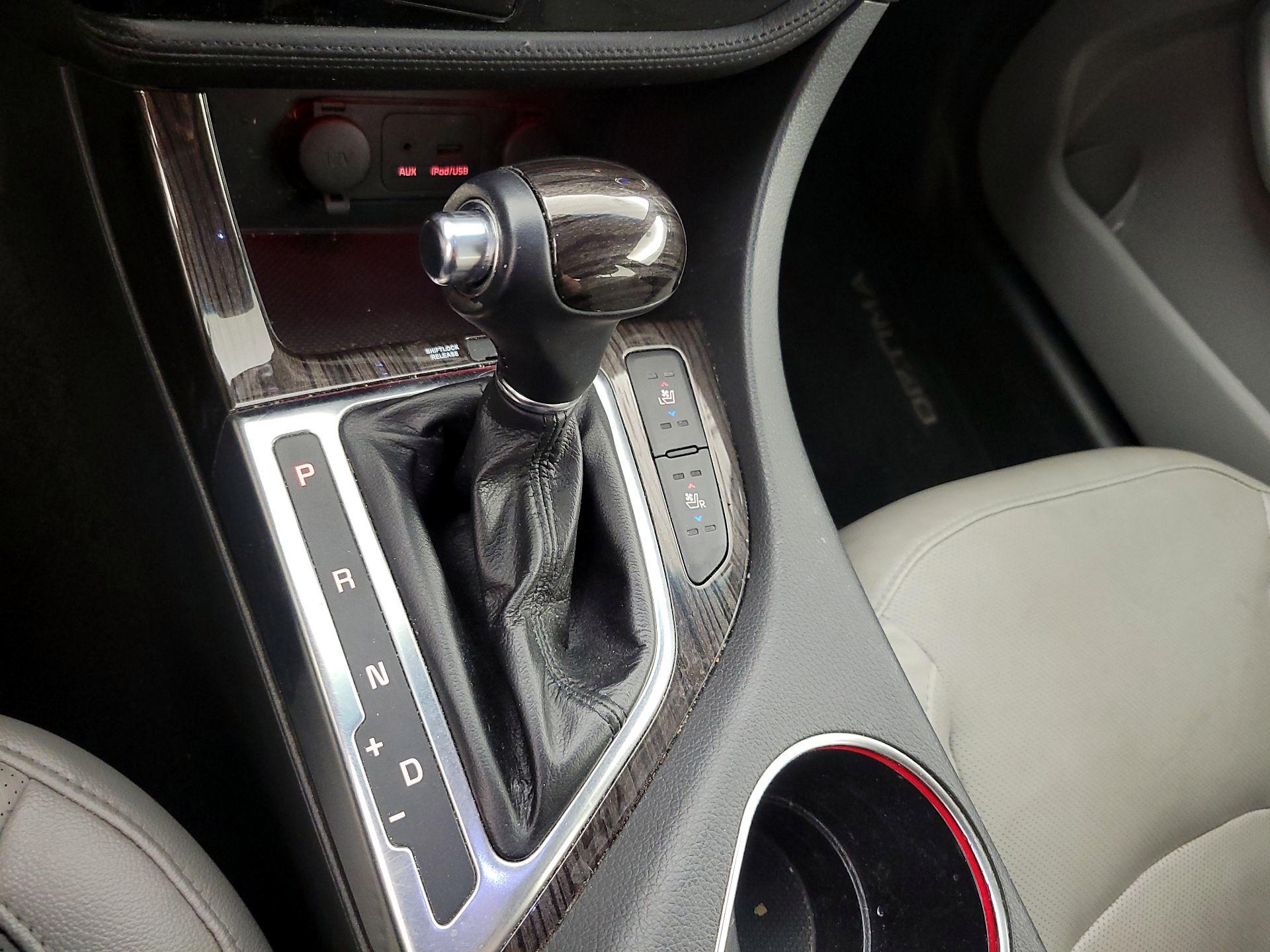 Thumbnail: 2015 Kia Optima - 18