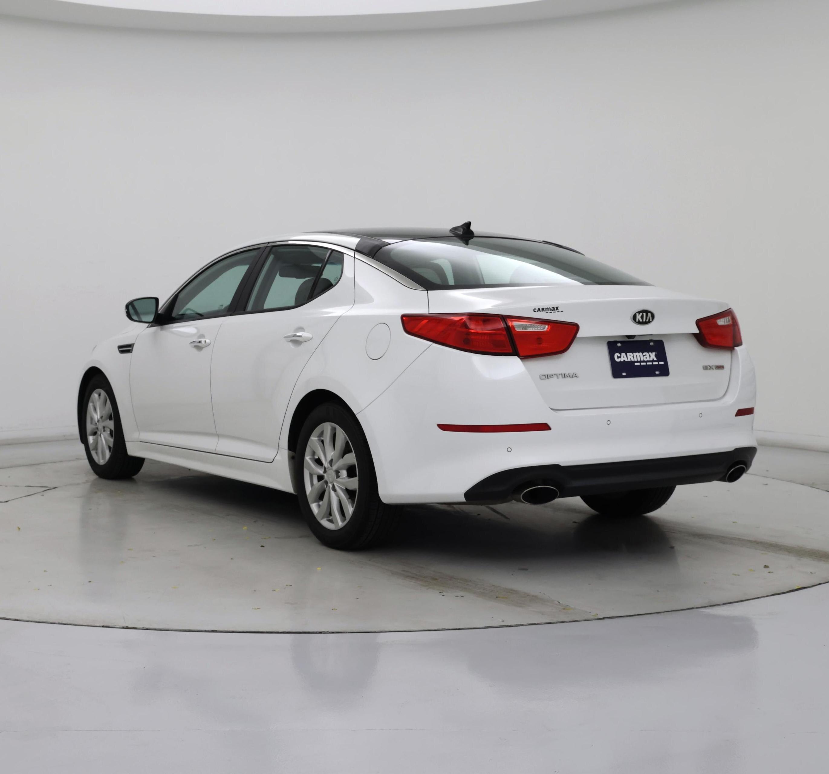 Thumbnail: 2015 Kia Optima - 2