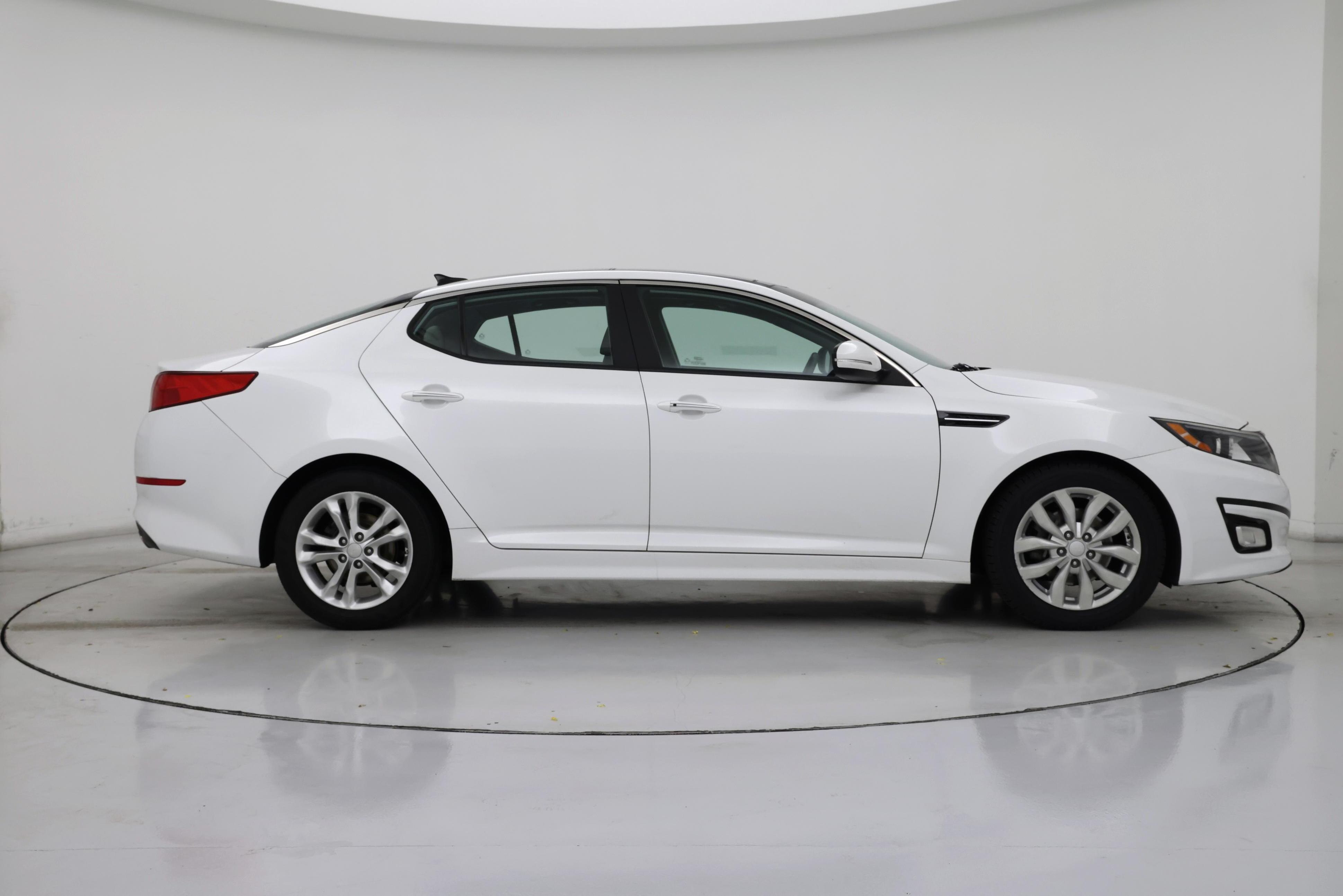 Thumbnail: 2015 Kia Optima - 7