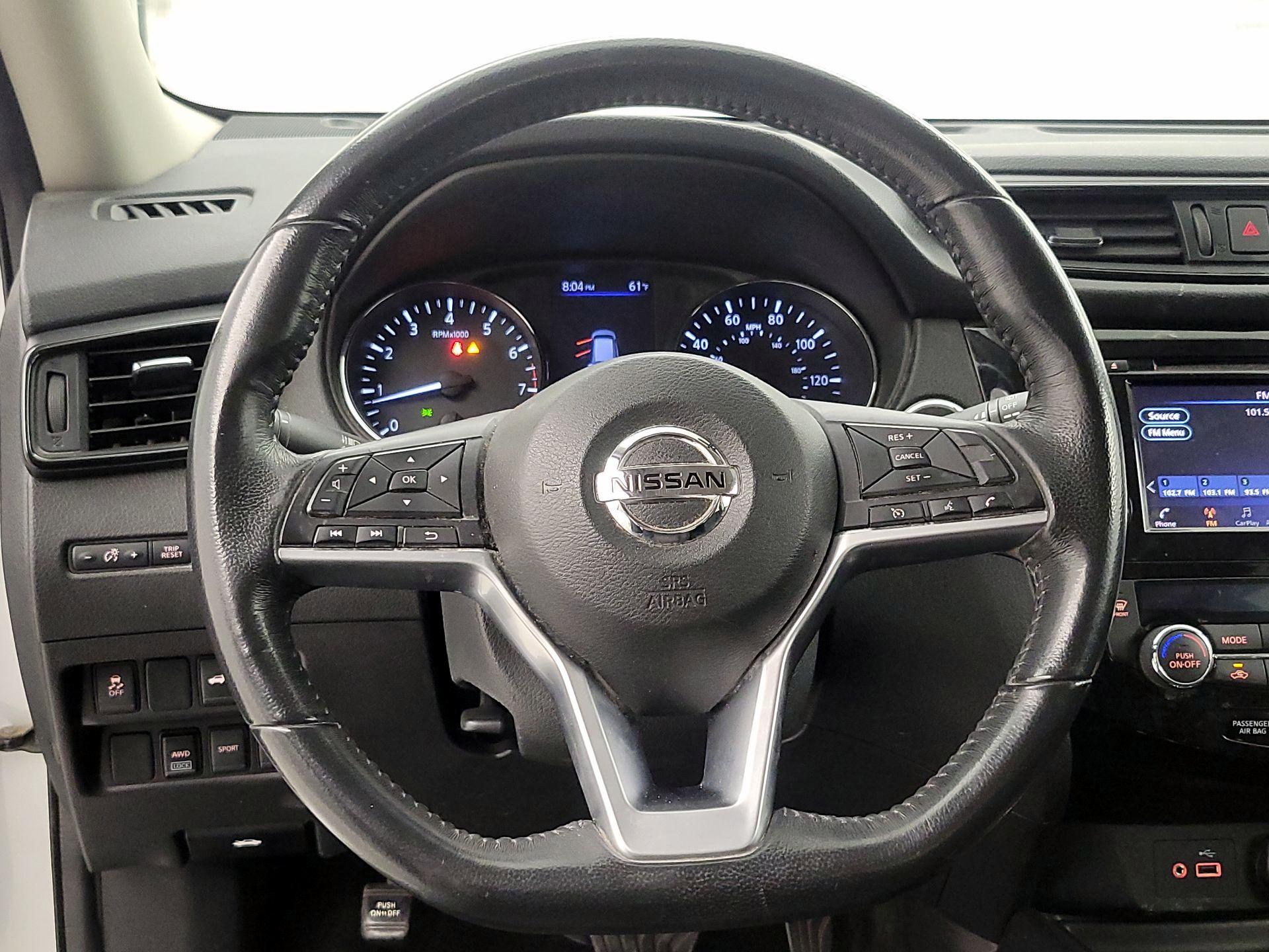 Thumbnail: 2018 Nissan Rogue - 10