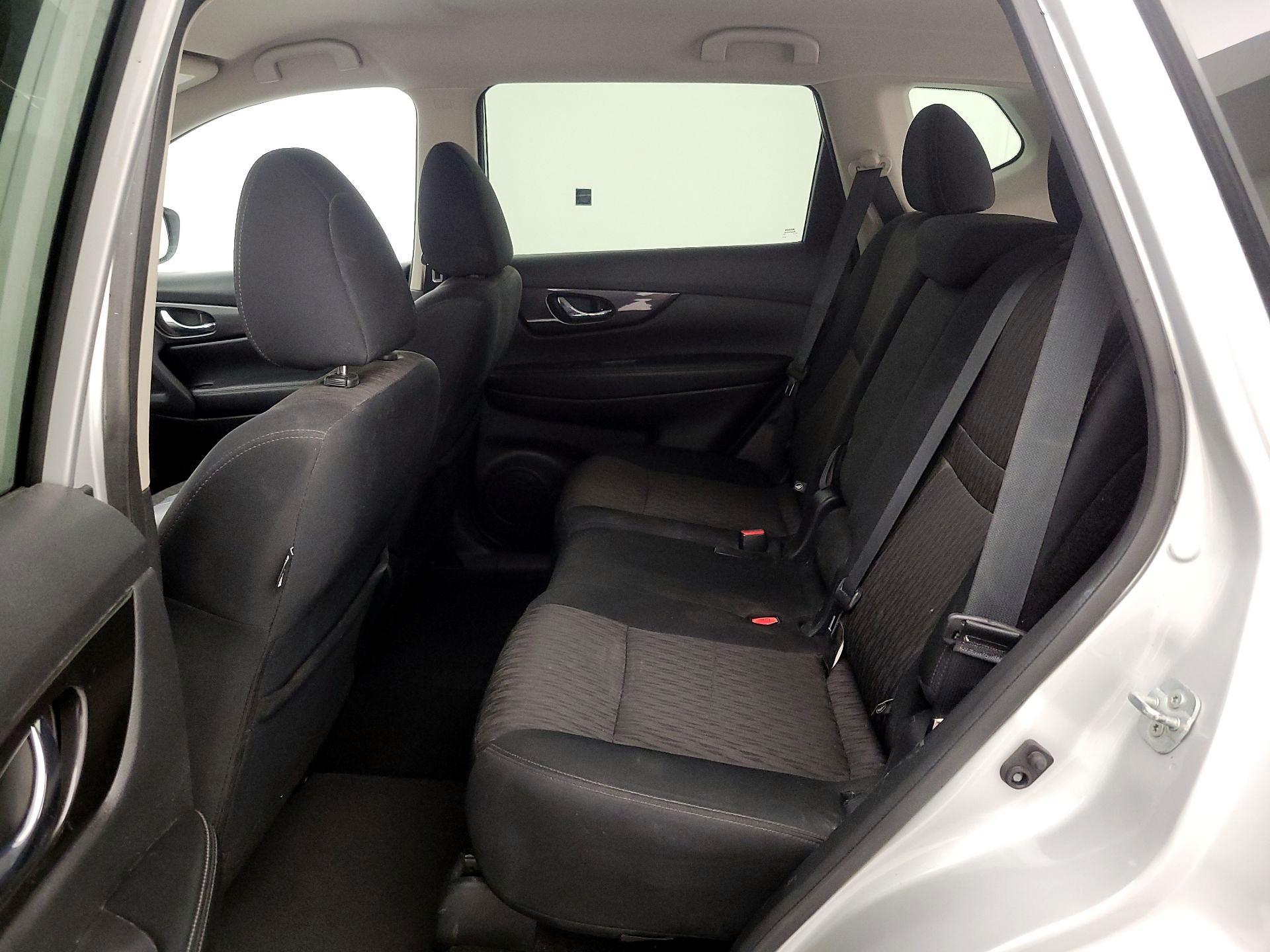 Thumbnail: 2018 Nissan Rogue - 19