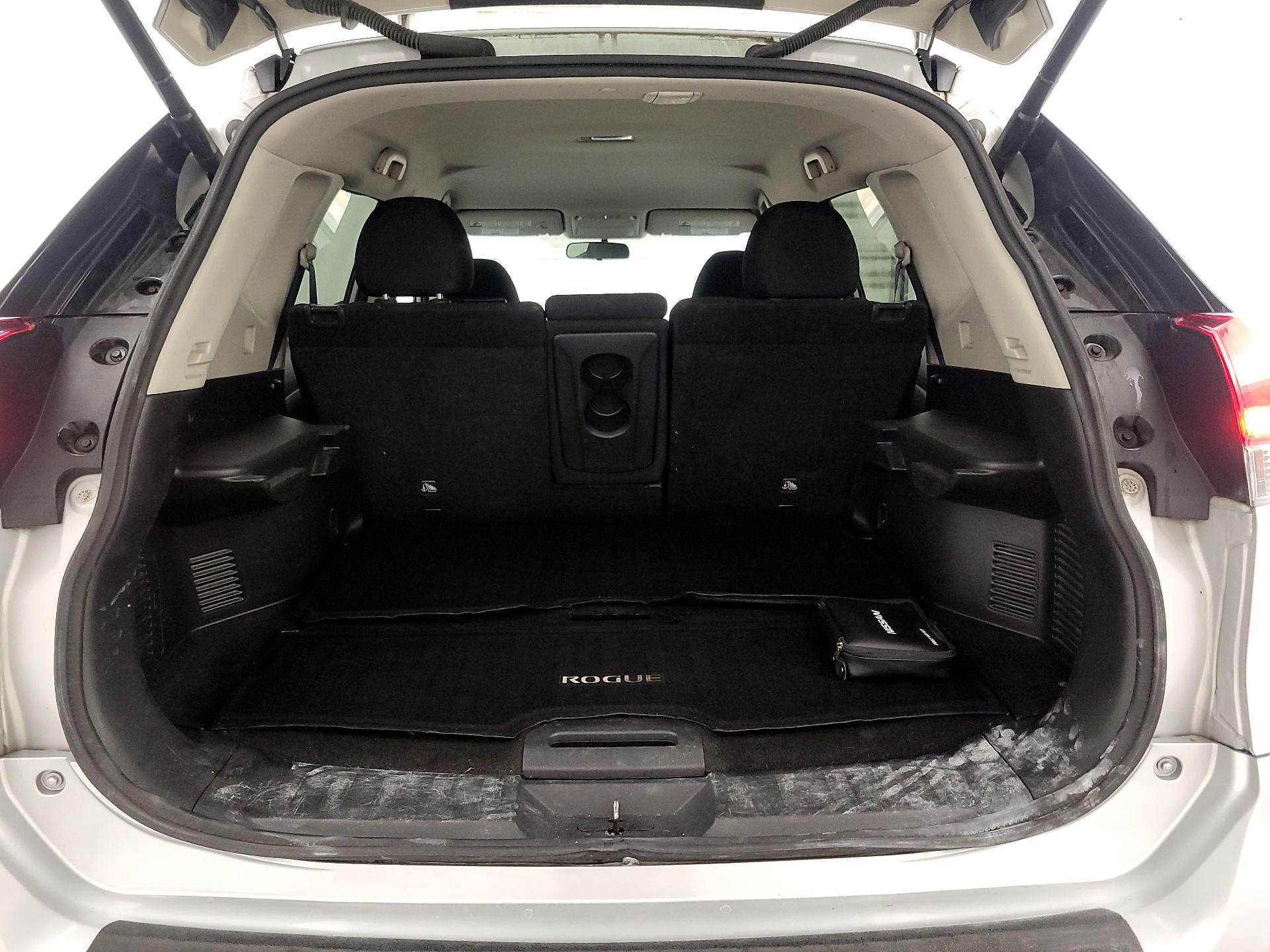 Thumbnail: 2018 Nissan Rogue - 20