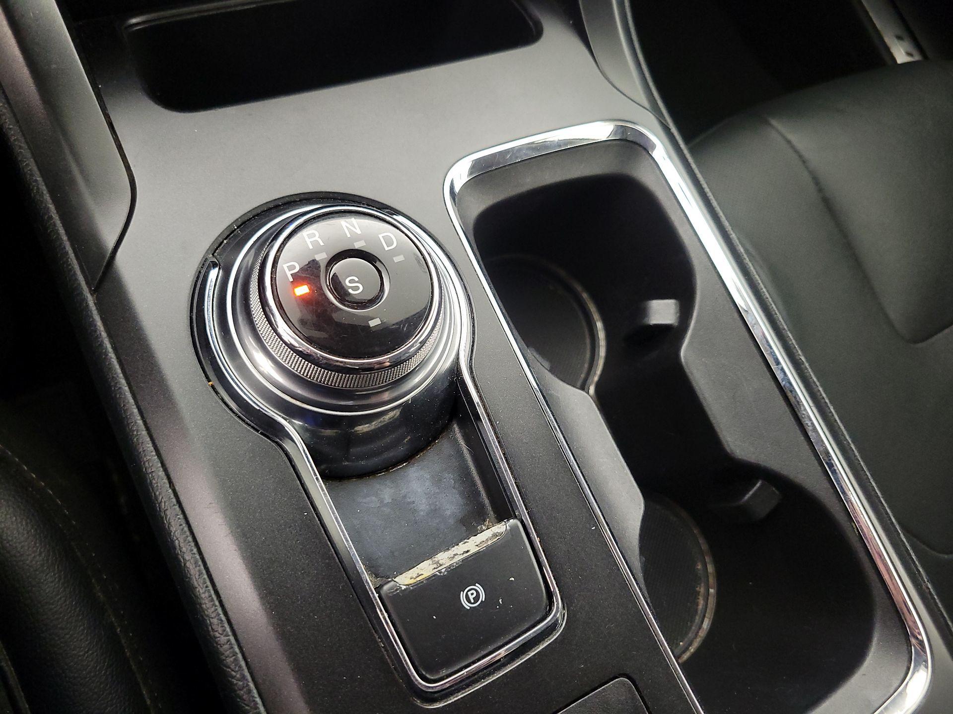 Thumbnail: 2019 Ford Fusion - 18