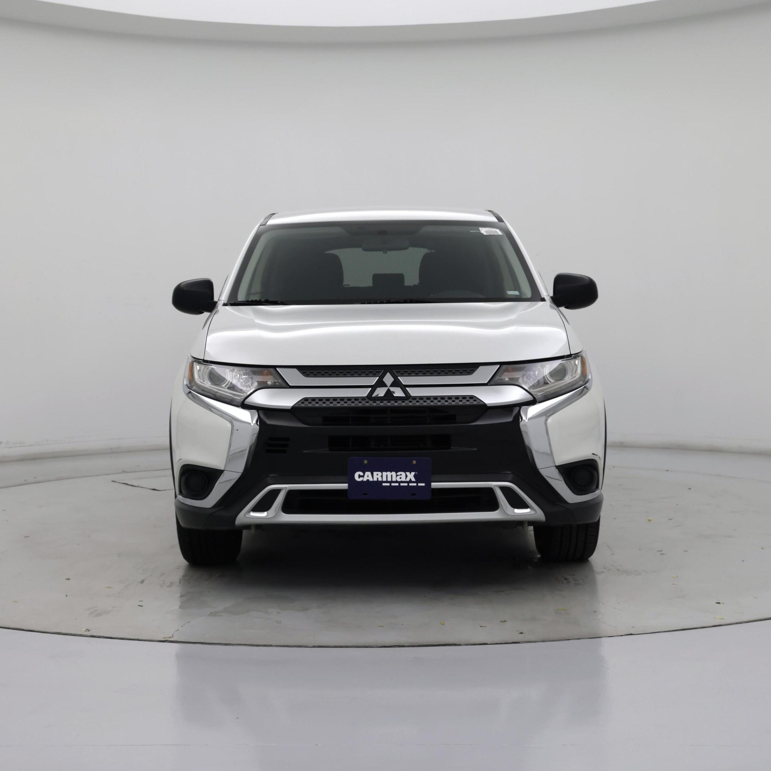 Thumbnail: 2019 Mitsubishi Outlander - 5
