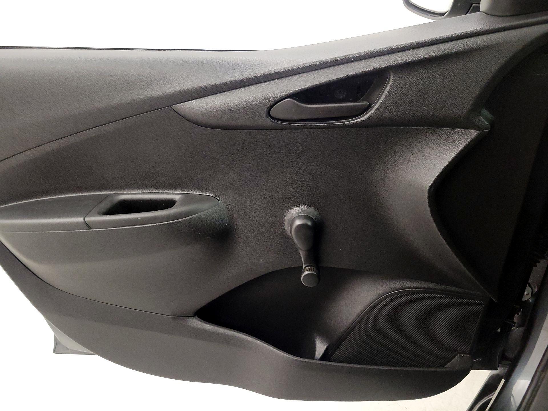 Thumbnail: 2017 Chevrolet Spark - 12