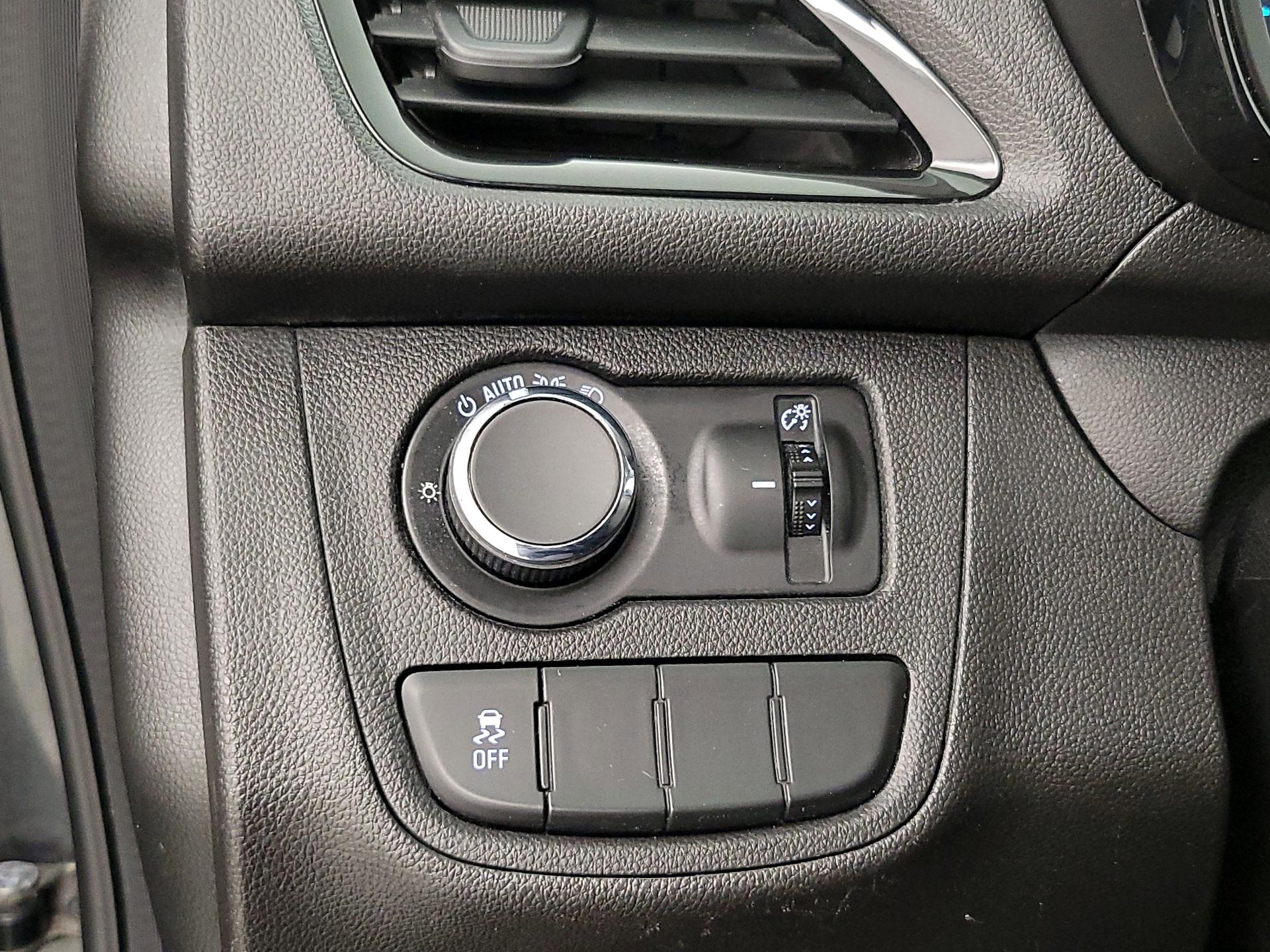 Thumbnail: 2017 Chevrolet Spark - 13