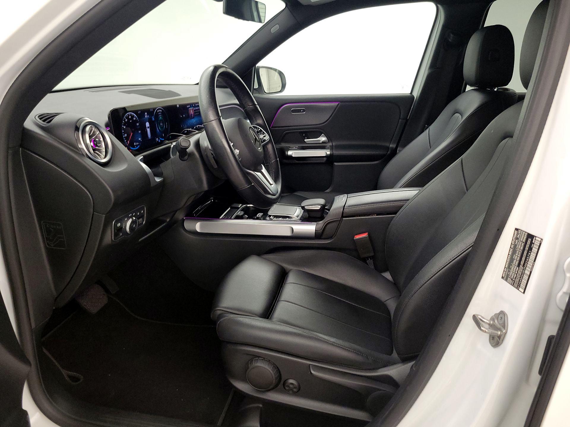 Thumbnail: 2022 Mercedes-Benz GLB - 11