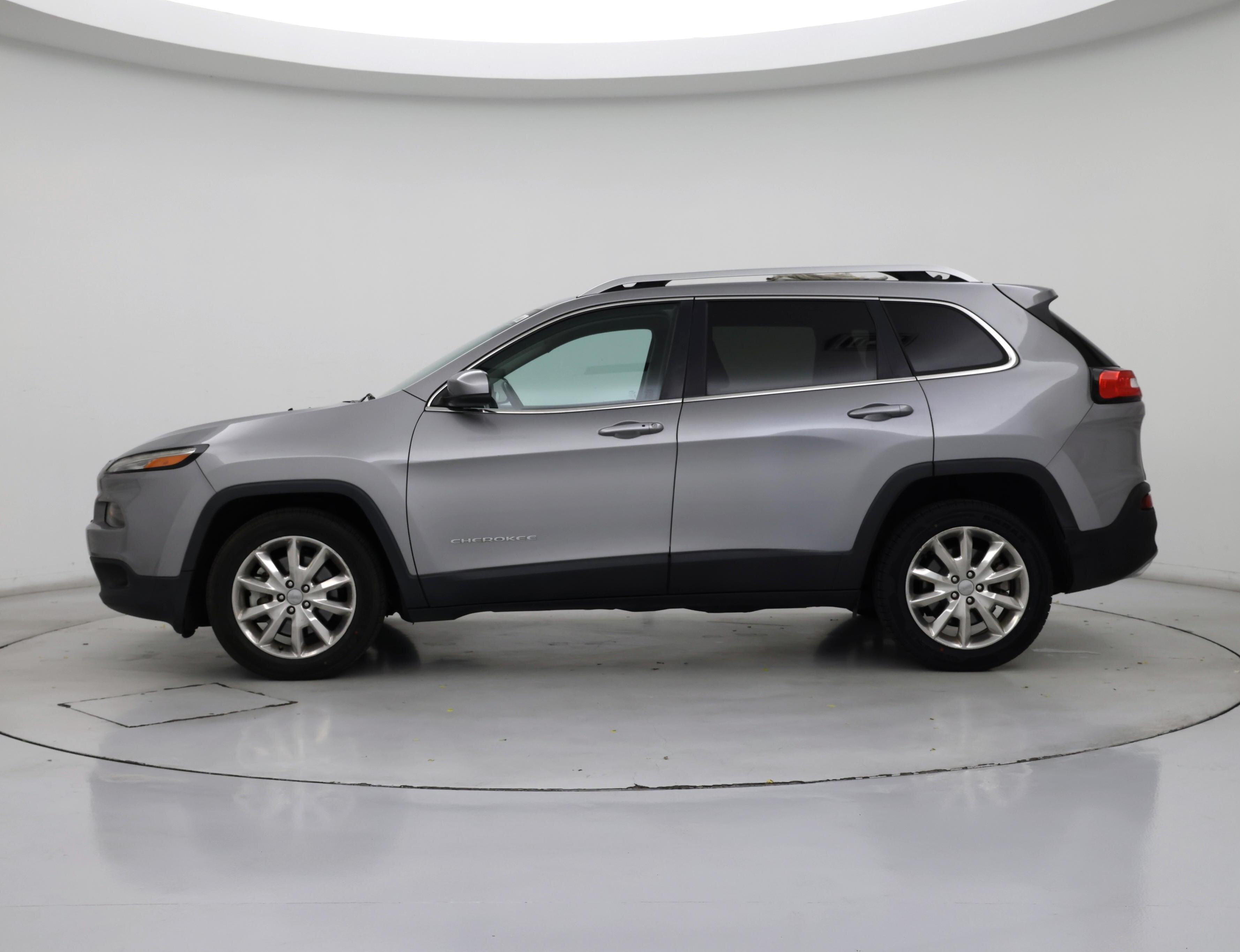Thumbnail: 2015 Jeep Cherokee - 3