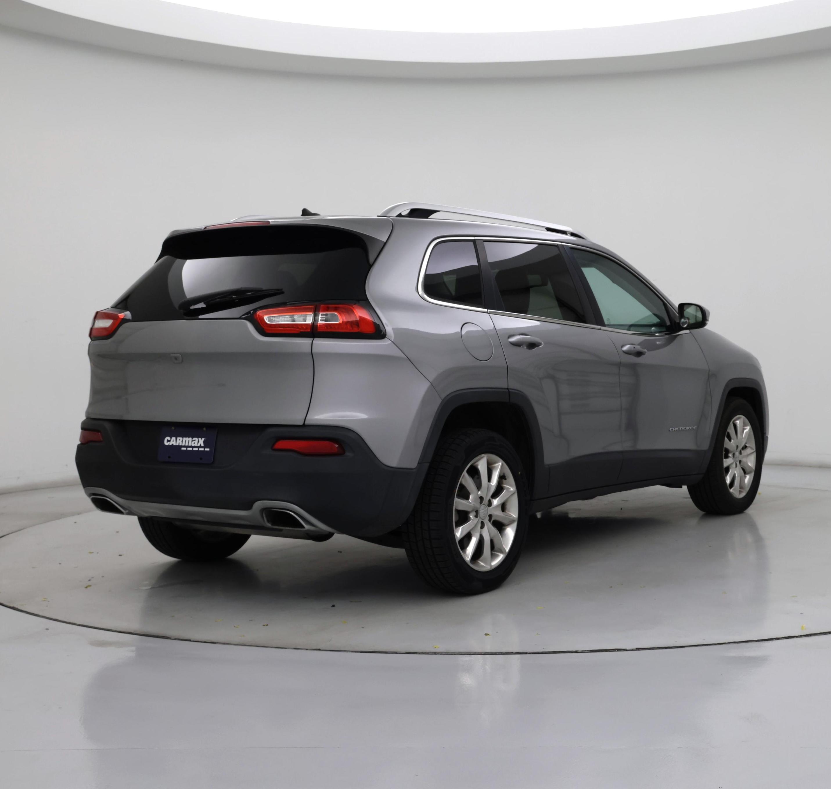 Thumbnail: 2015 Jeep Cherokee - 8