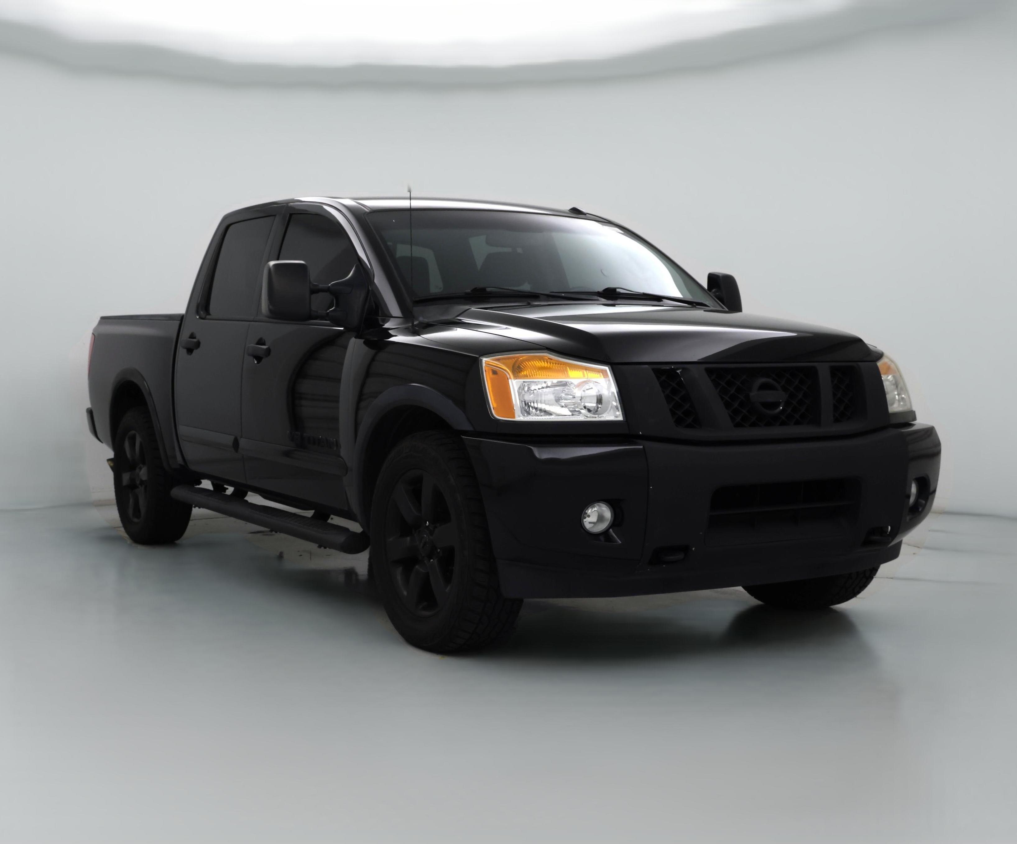Thumbnail: 2015 Nissan Titan - 1