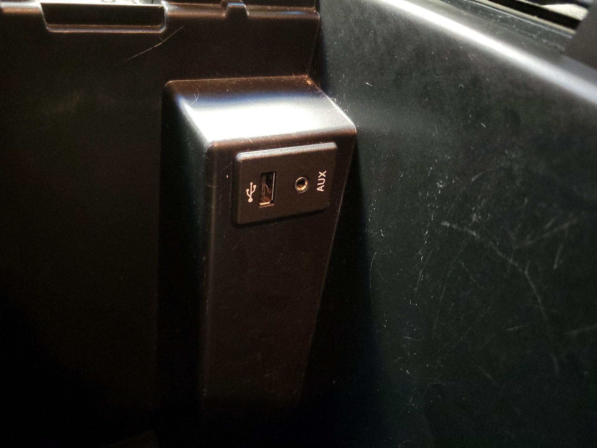 Thumbnail: 2015 Nissan Titan - 19