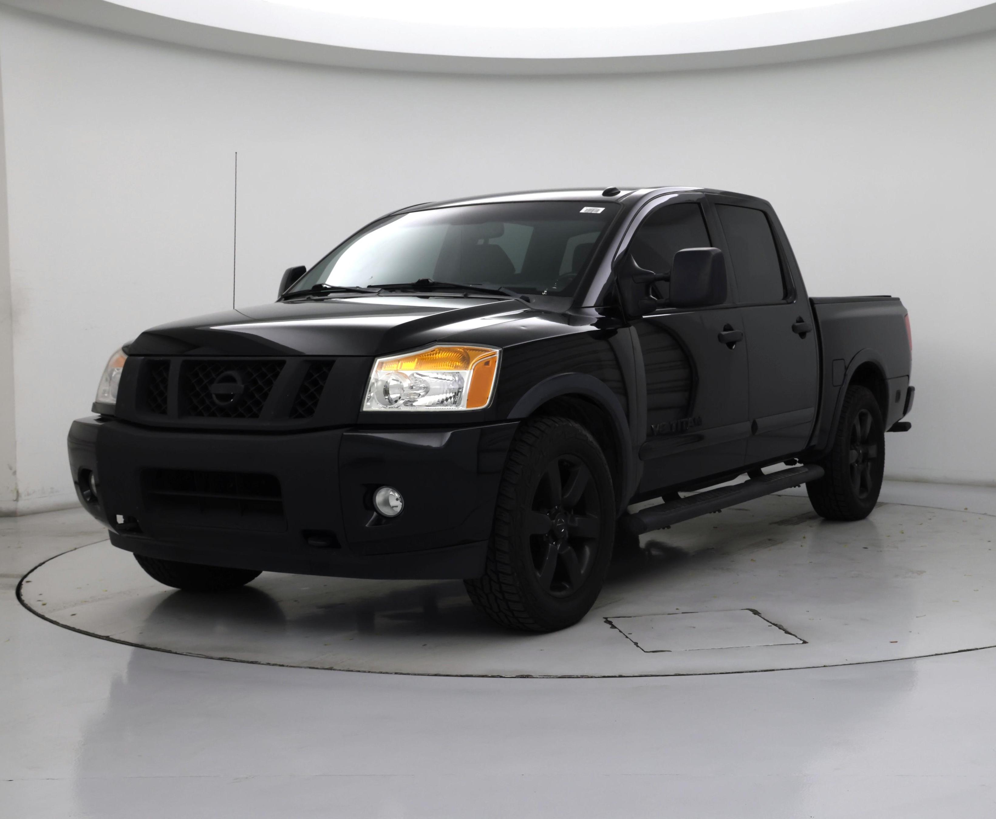 Thumbnail: 2015 Nissan Titan - 4
