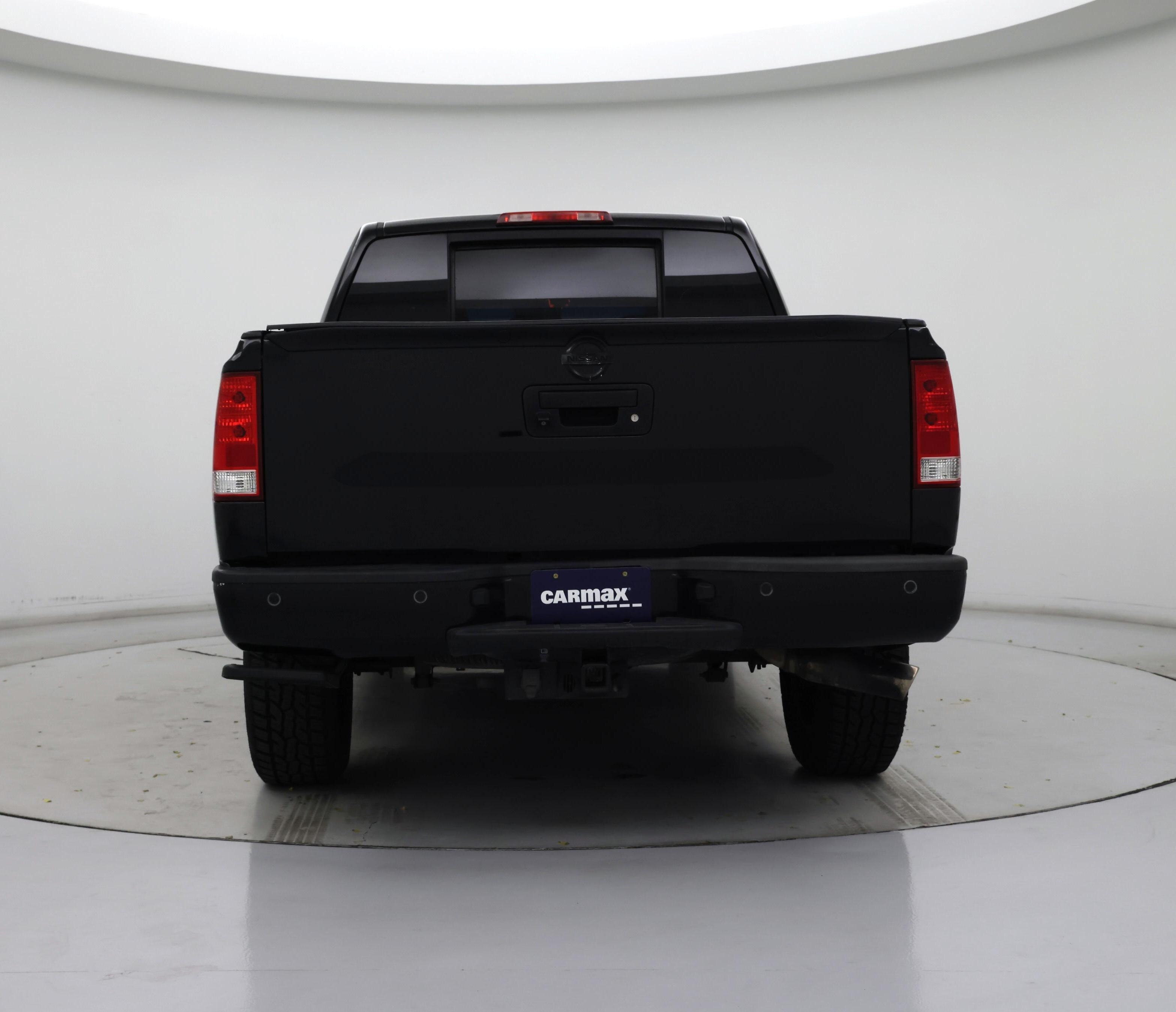 Thumbnail: 2015 Nissan Titan - 6