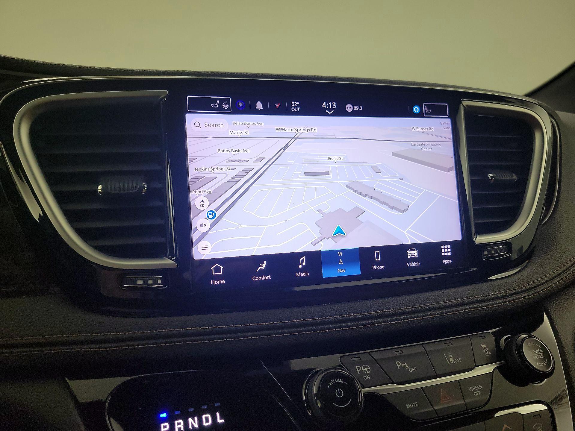 Thumbnail: 2022 Chrysler Pacifica - 14