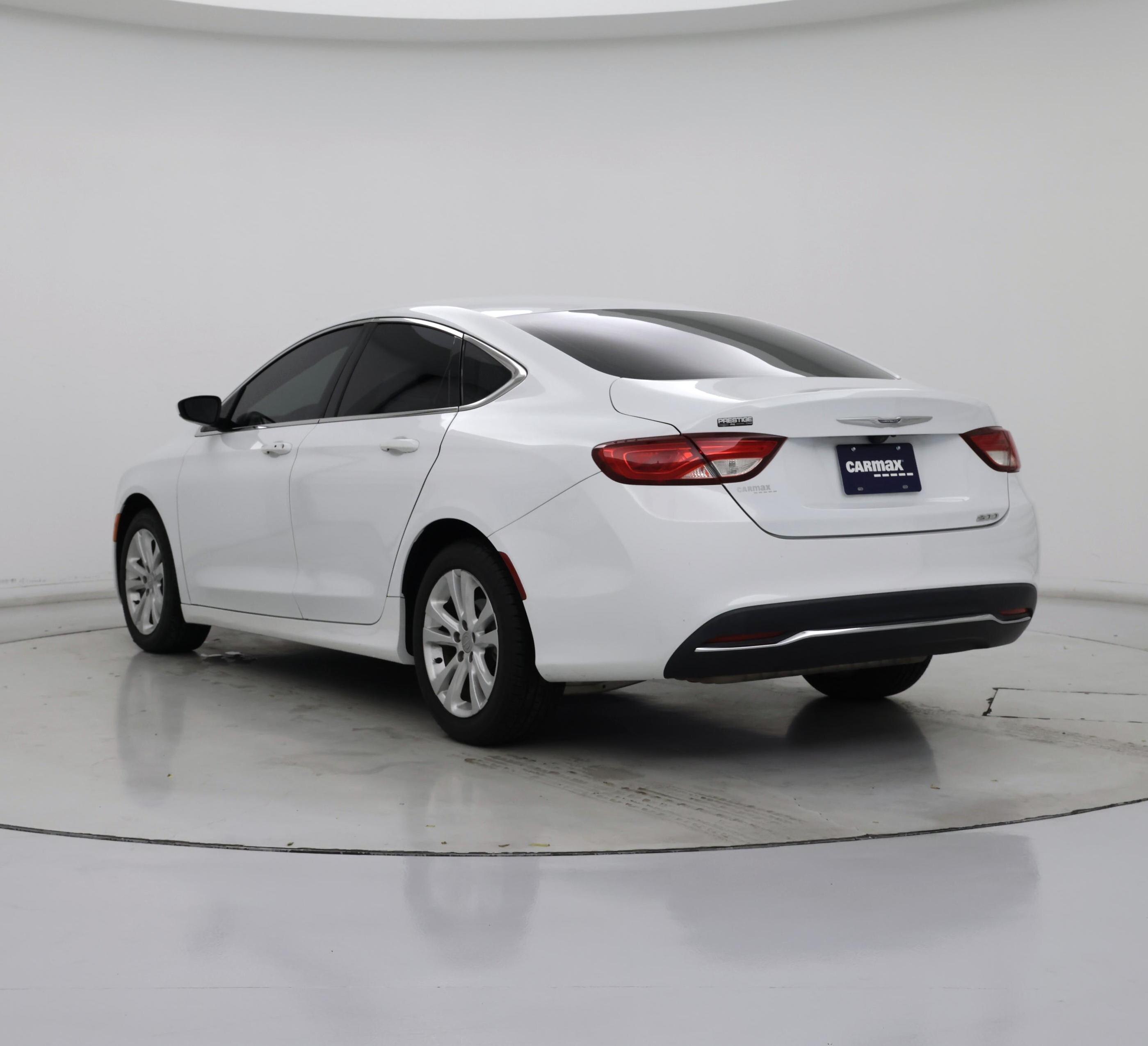 Thumbnail: 2016 Chrysler 200 - 2