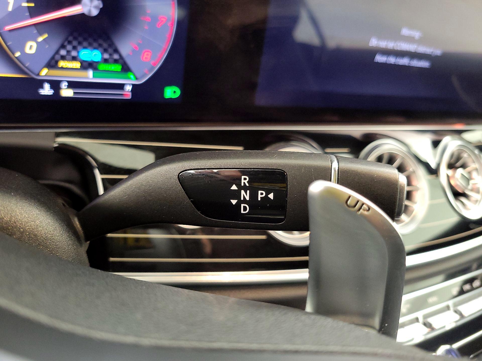 Thumbnail: 2020 Mercedes-Benz E-Class - 18