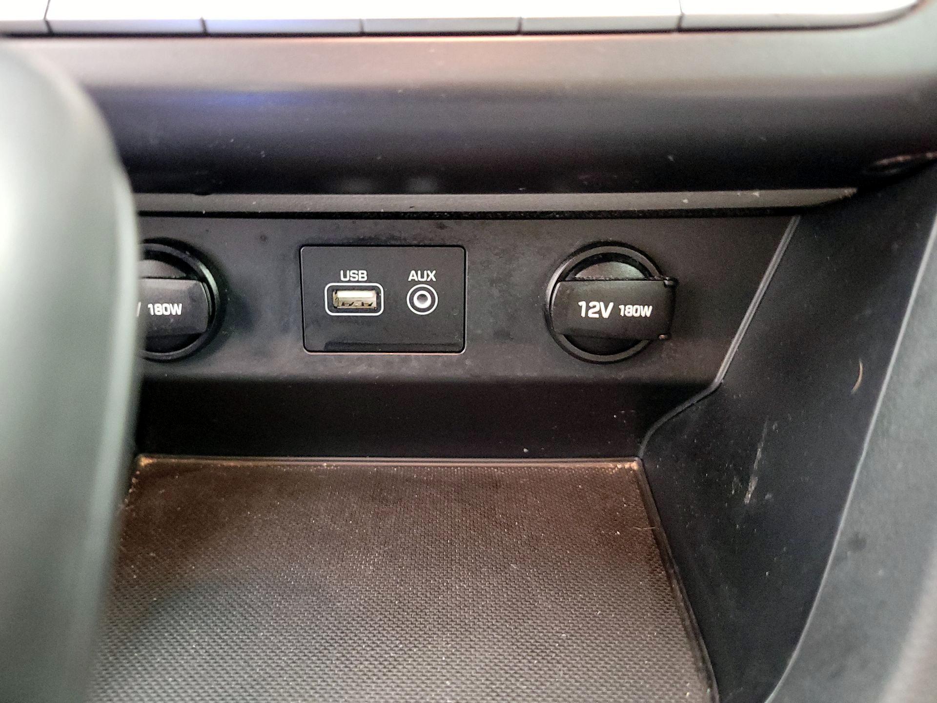 Thumbnail: 2018 Hyundai Sonata - 18