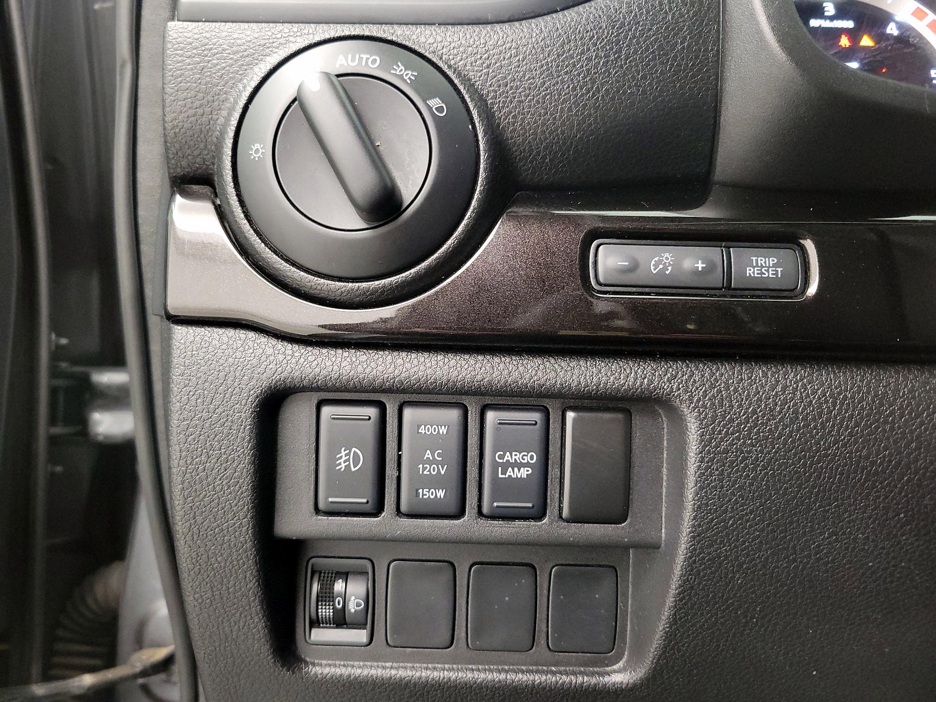 Thumbnail: 2018 Nissan Titan - 13