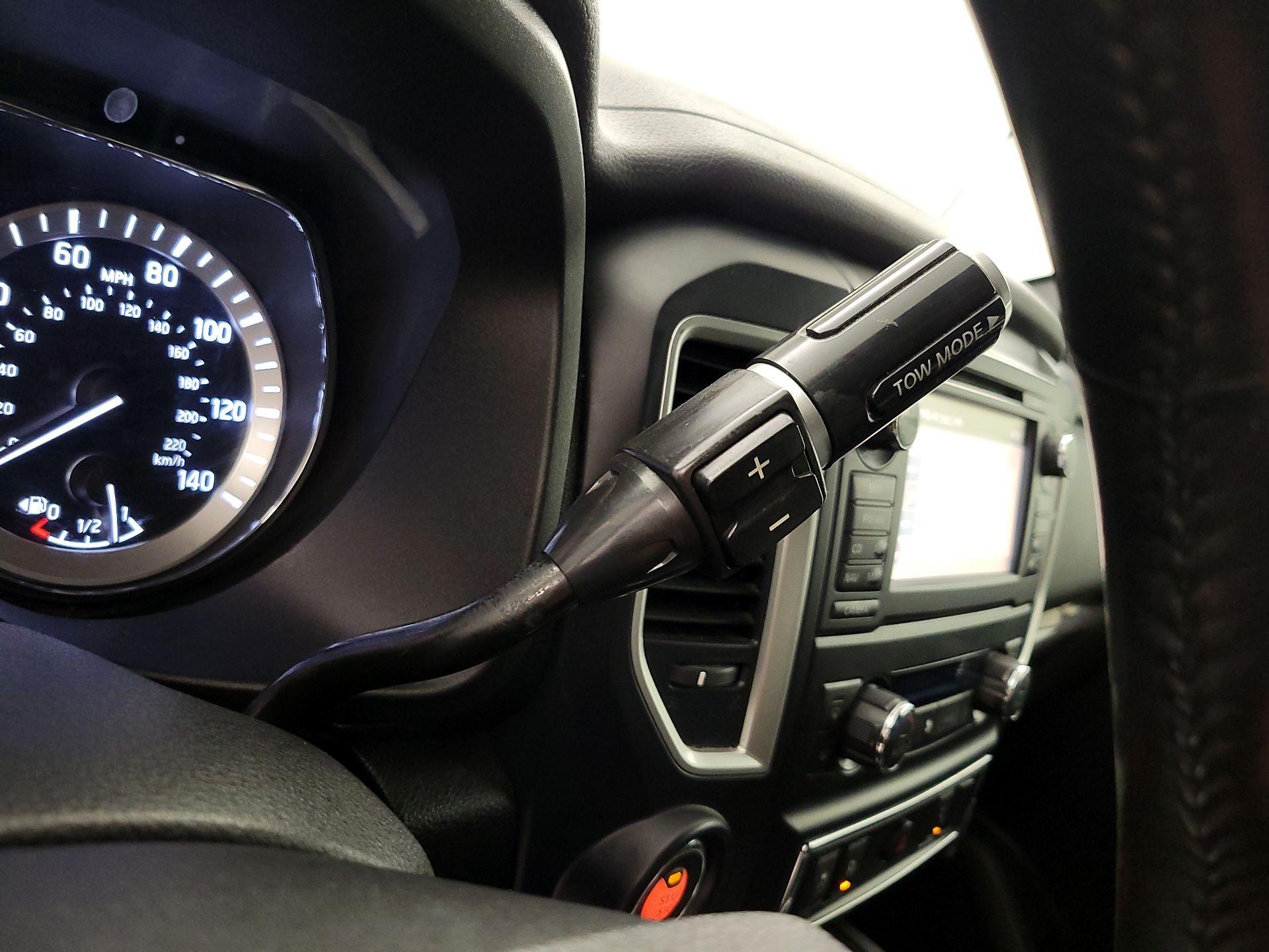 Thumbnail: 2018 Nissan Titan - 18