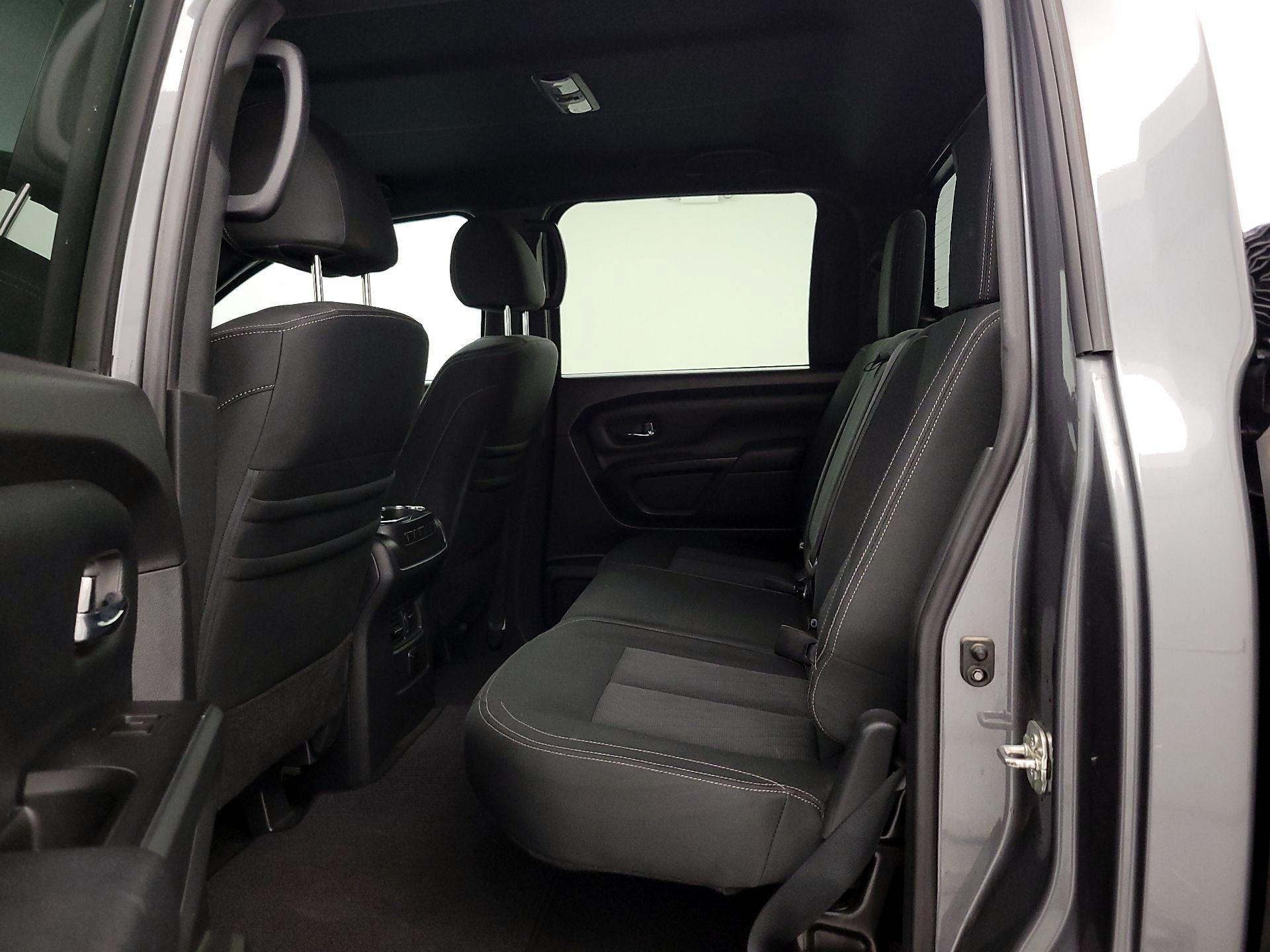 Thumbnail: 2018 Nissan Titan - 20