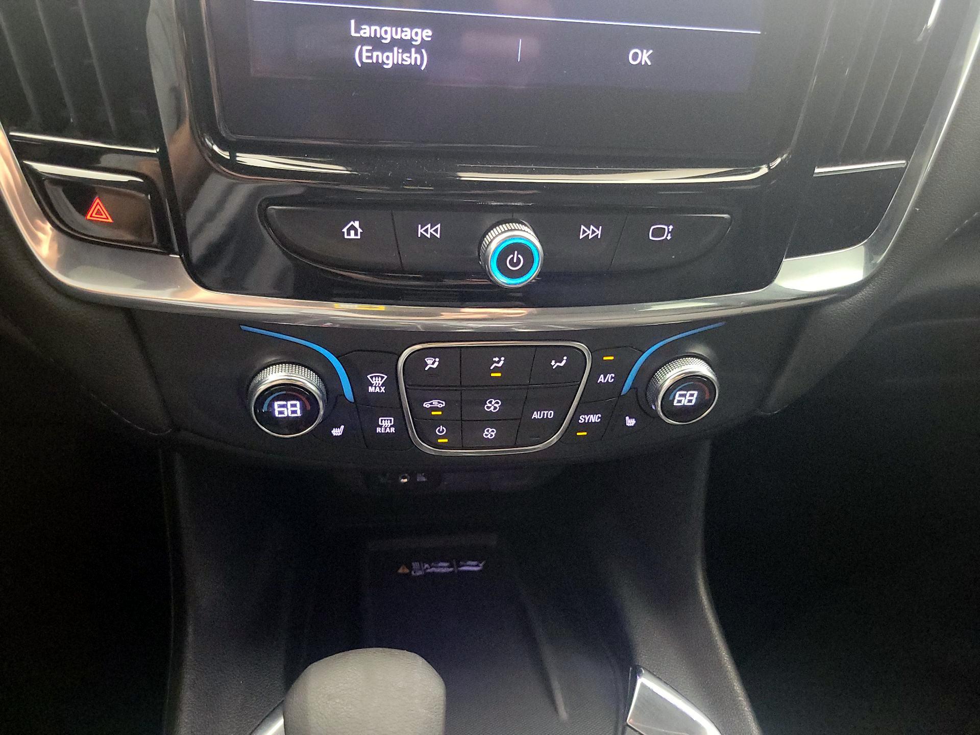 Thumbnail: 2023 Chevrolet Traverse - 16