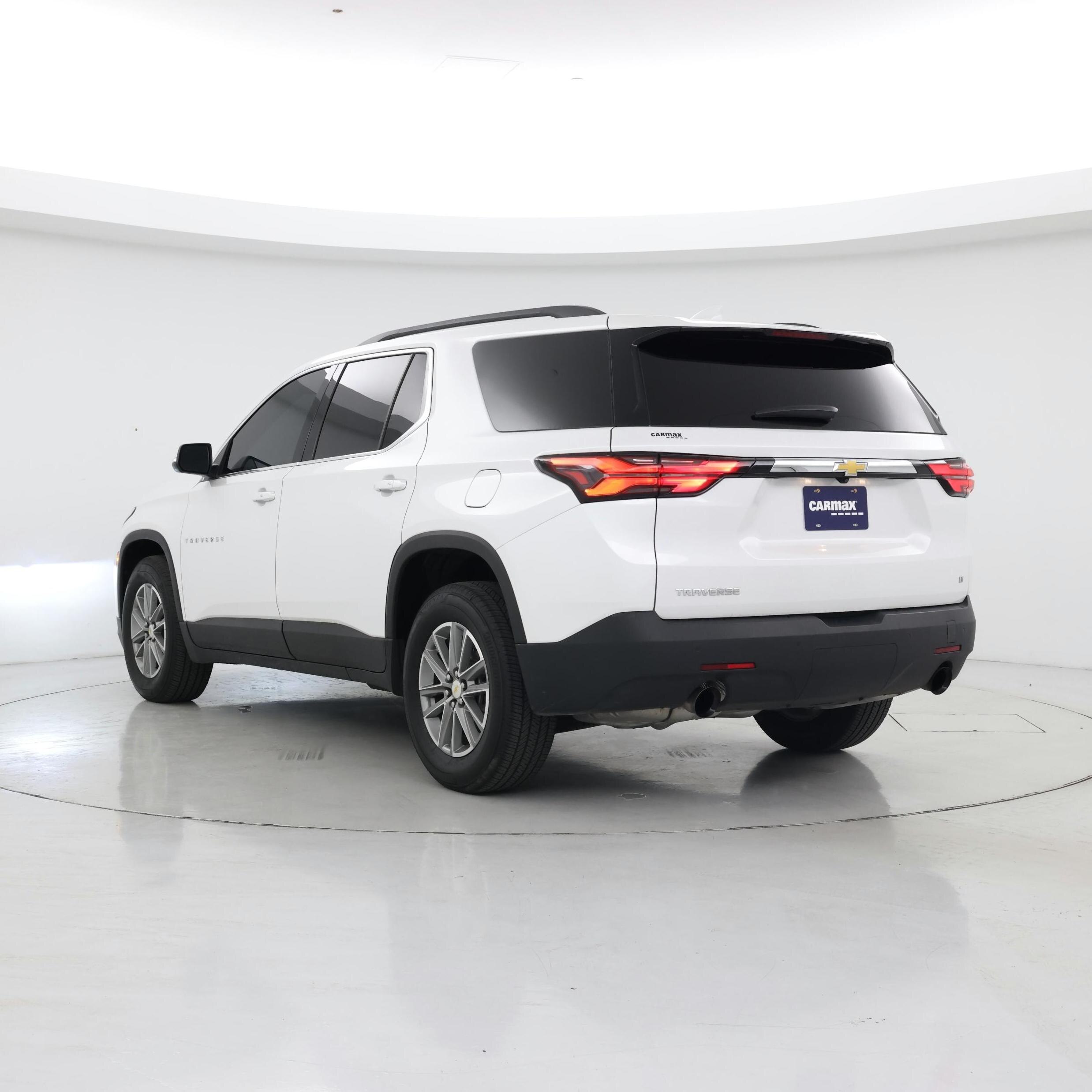 Thumbnail: 2023 Chevrolet Traverse - 2