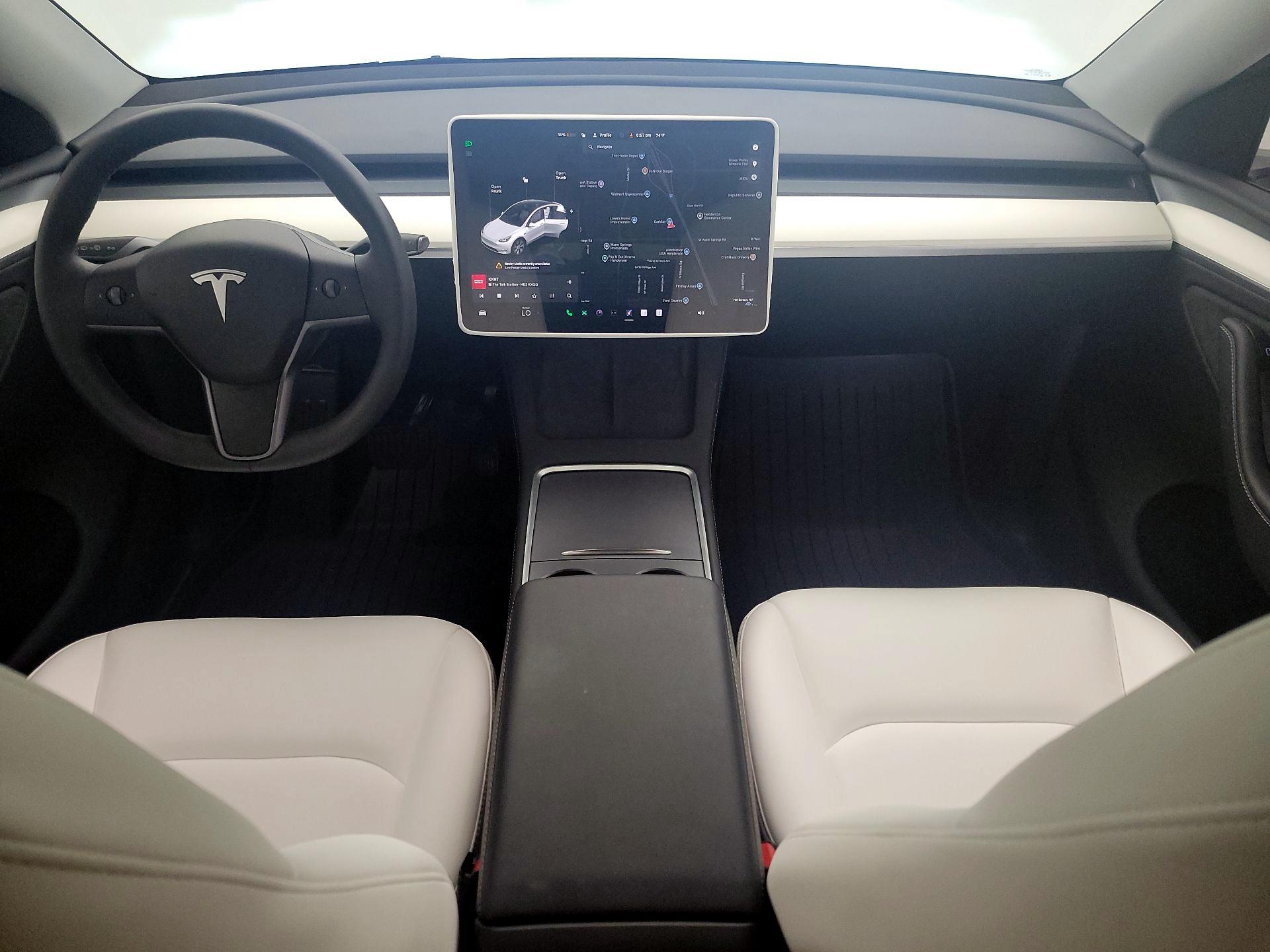 Thumbnail: 2024 Tesla Model Y - 9