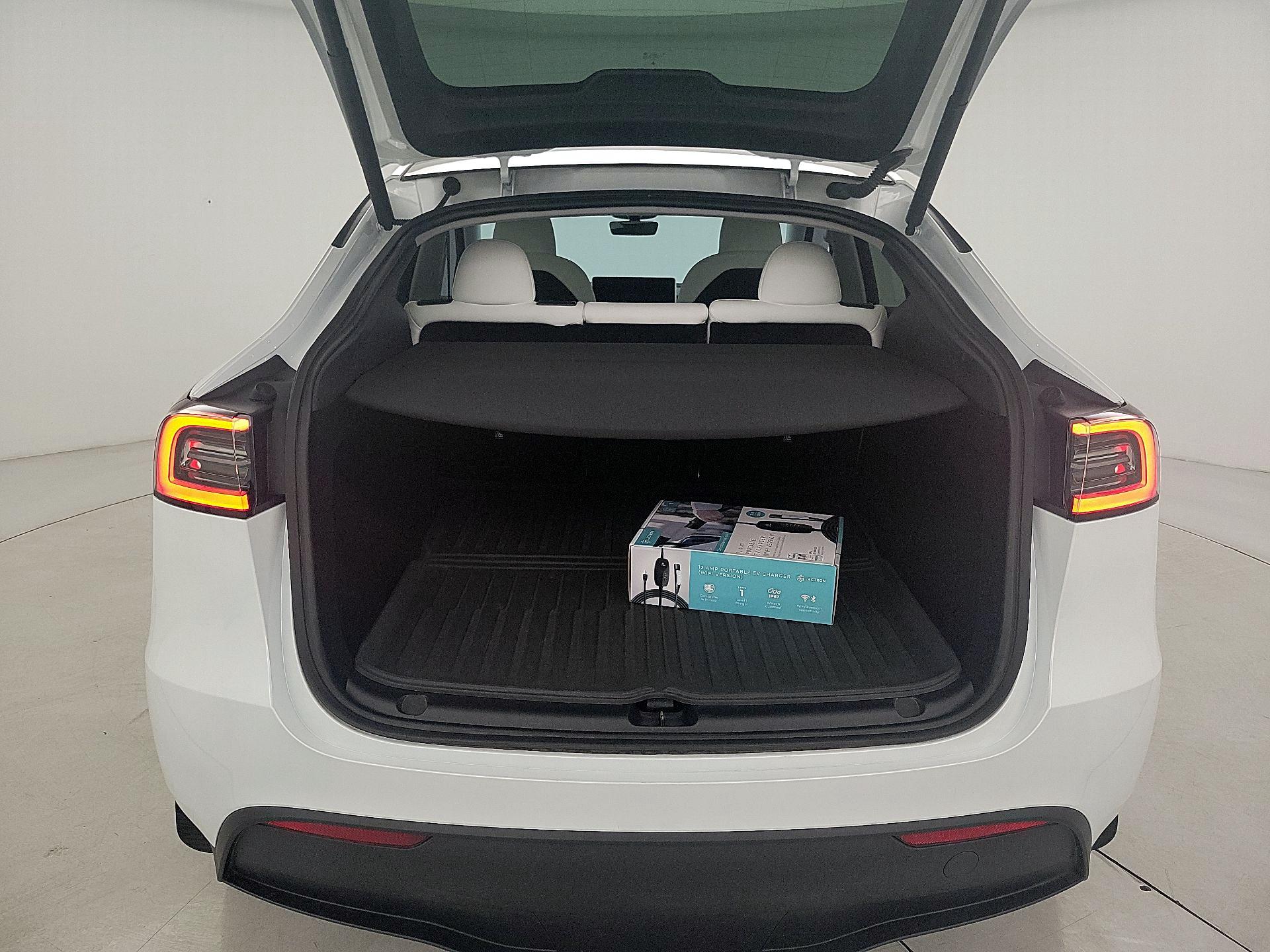 Thumbnail: 2024 Tesla Model Y - 20