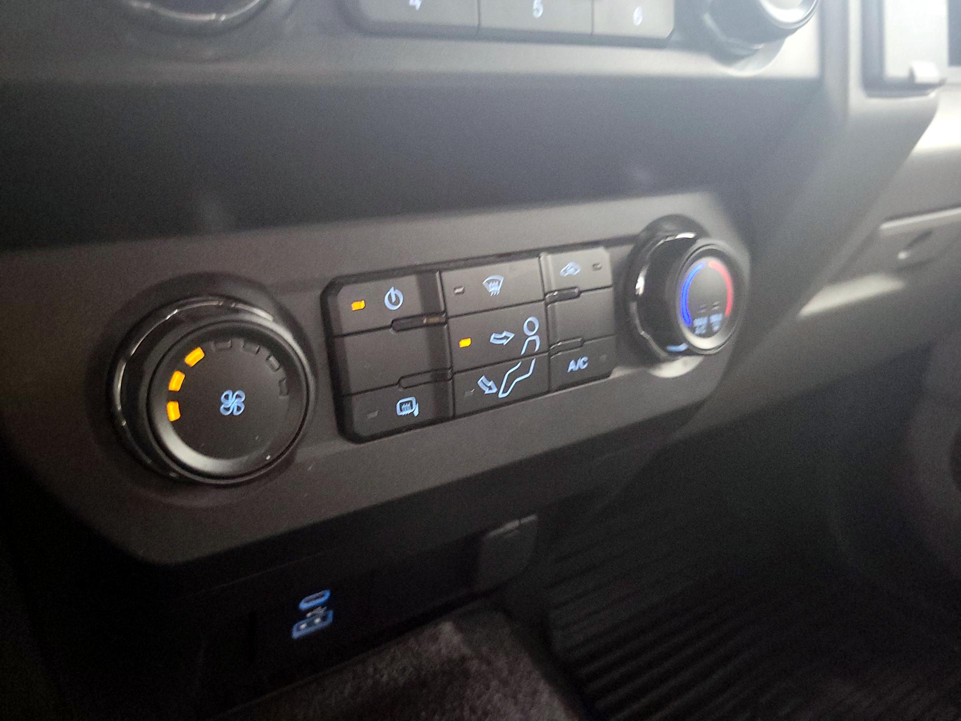 Thumbnail: 2022 Ford F-250 - 16