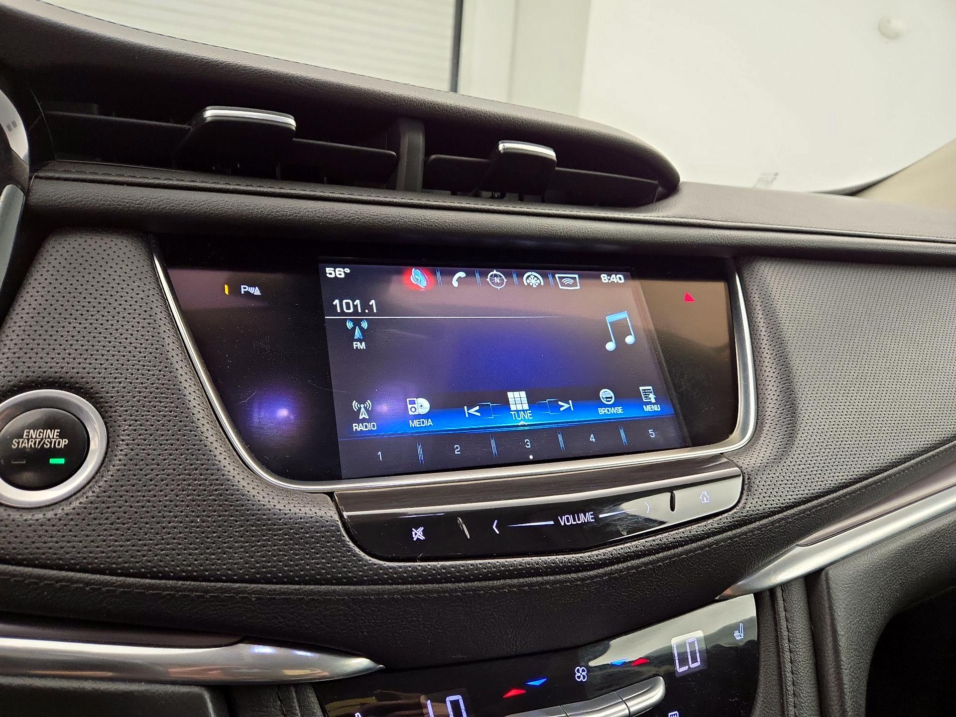 Thumbnail: 2017 Cadillac XT5 - 16