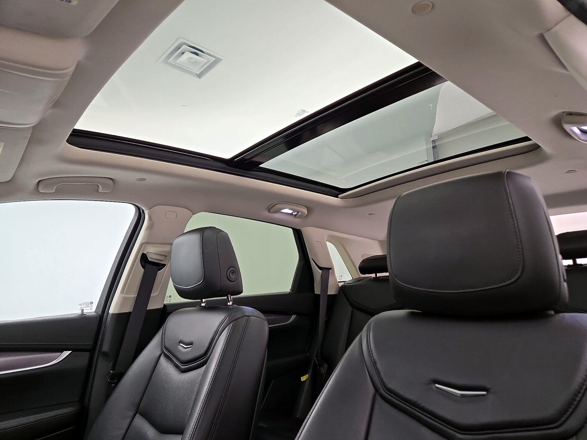 Thumbnail: 2017 Cadillac XT5 - 20