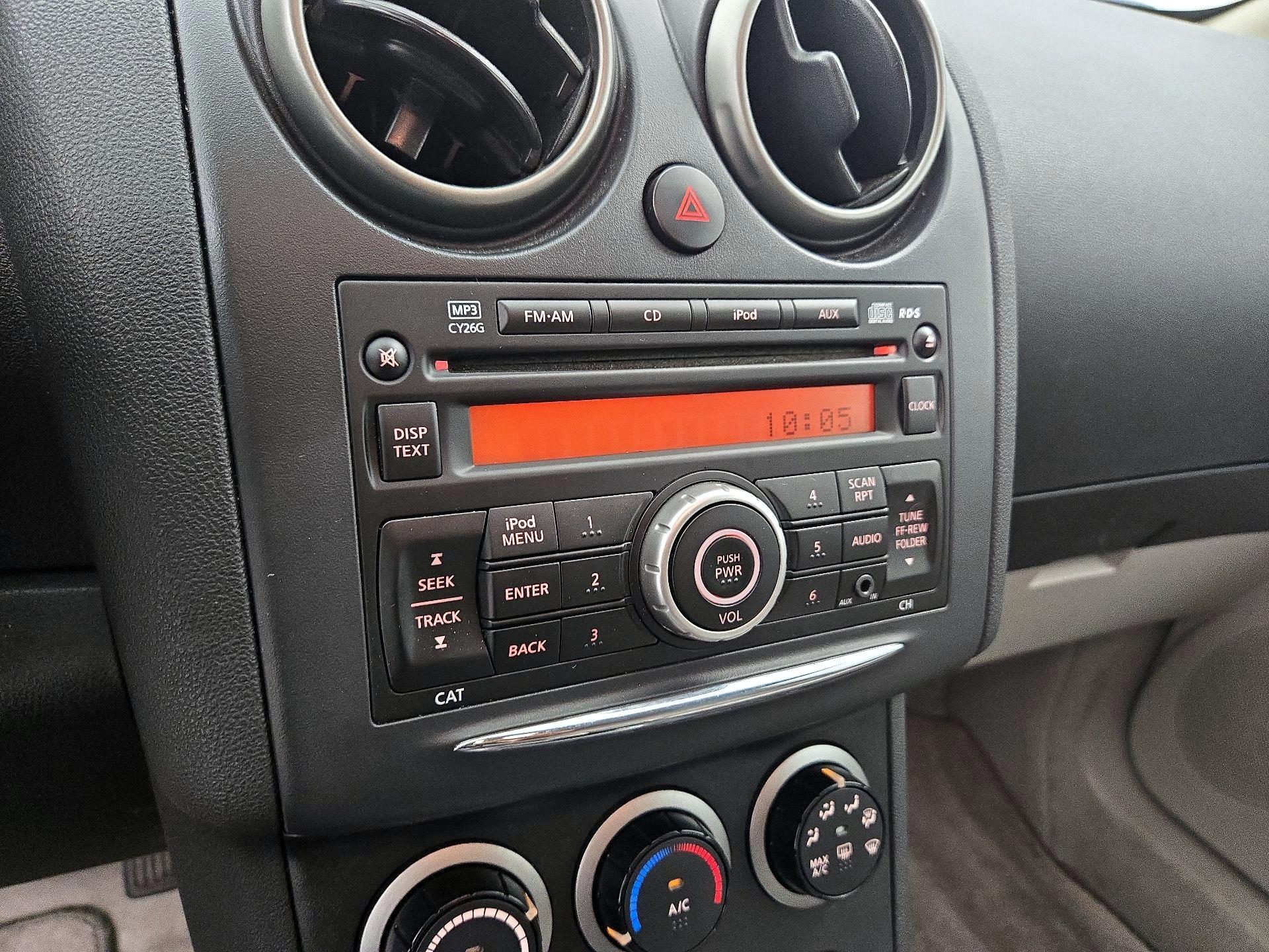 Thumbnail: 2014 Nissan Rogue - 14