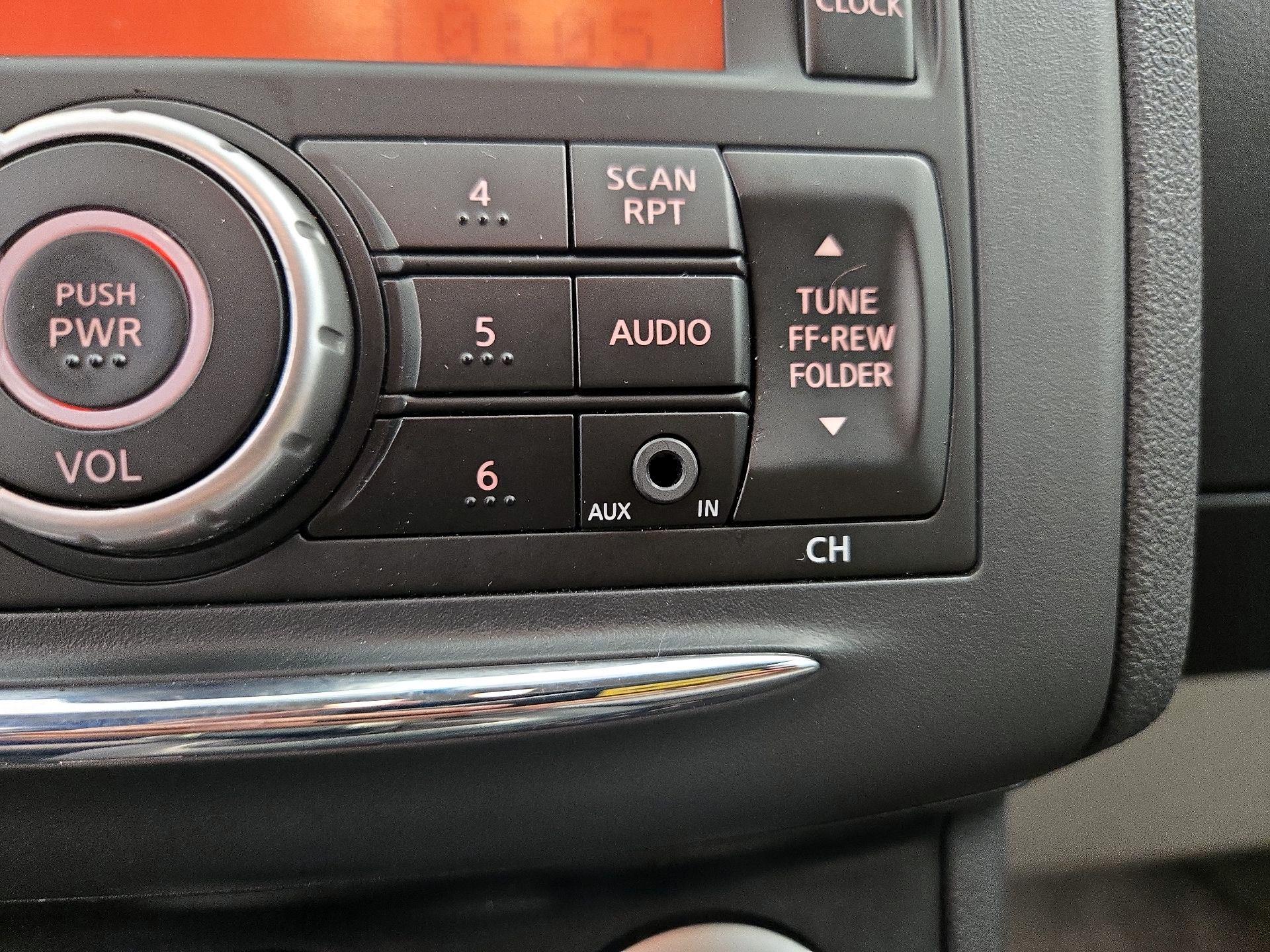 Thumbnail: 2014 Nissan Rogue - 17