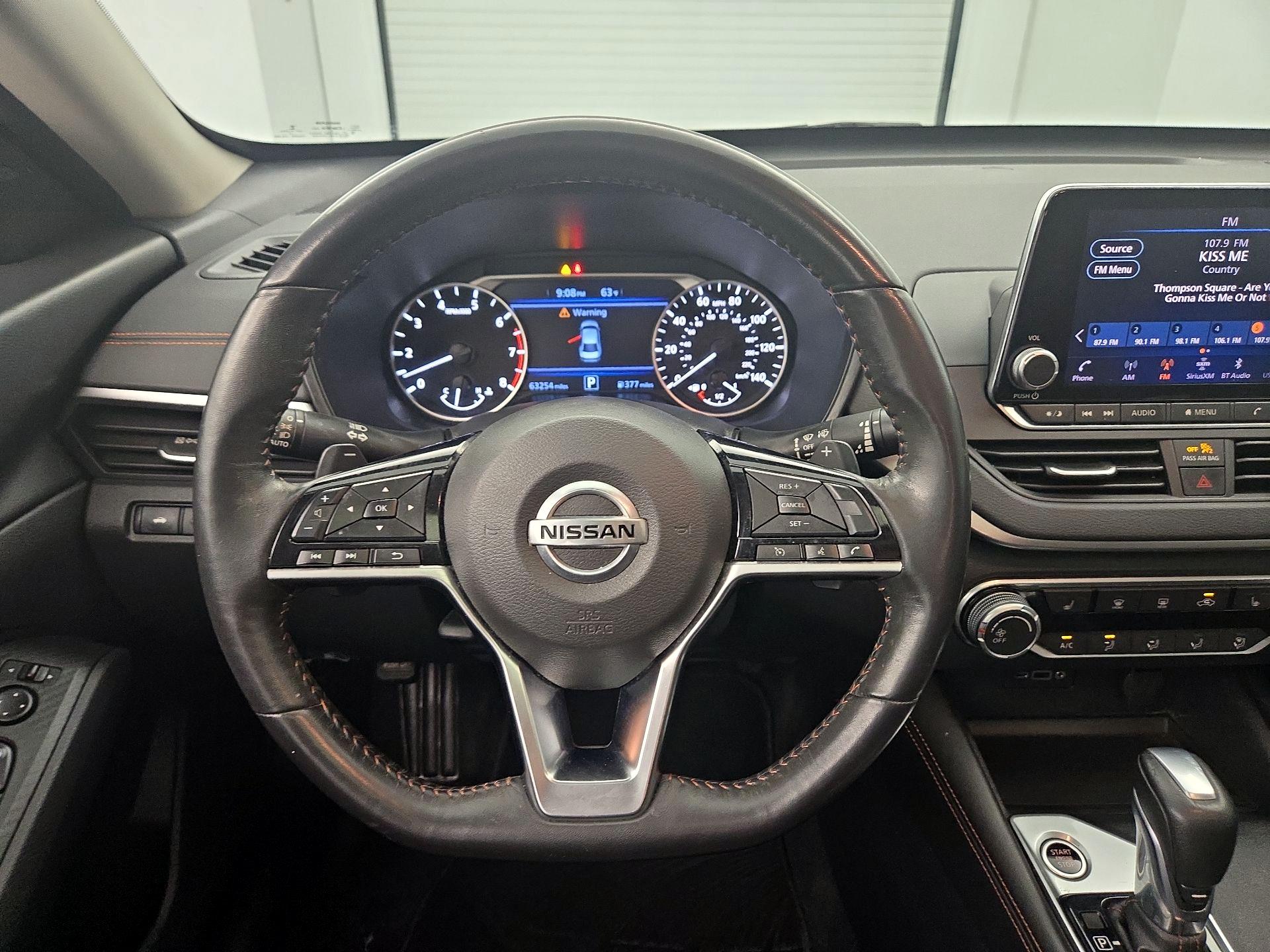 Thumbnail: 2019 Nissan Altima - 10