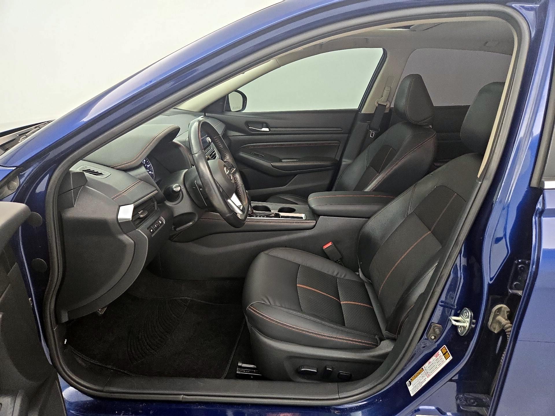 Thumbnail: 2019 Nissan Altima - 11