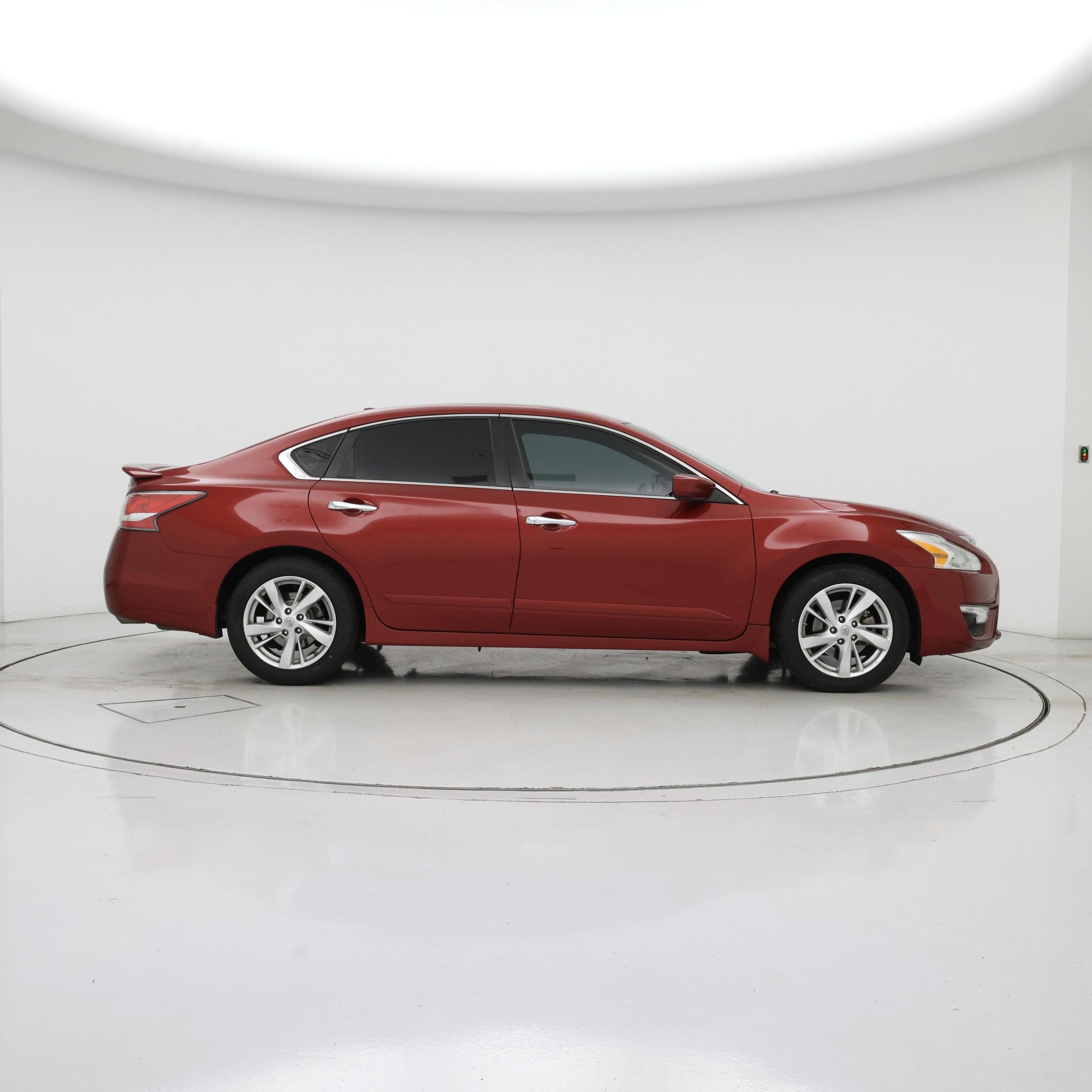 Thumbnail: 2015 Nissan Altima - 7
