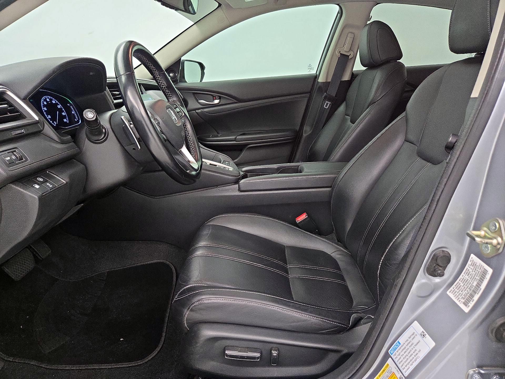 Thumbnail: 2020 Honda Insight - 11