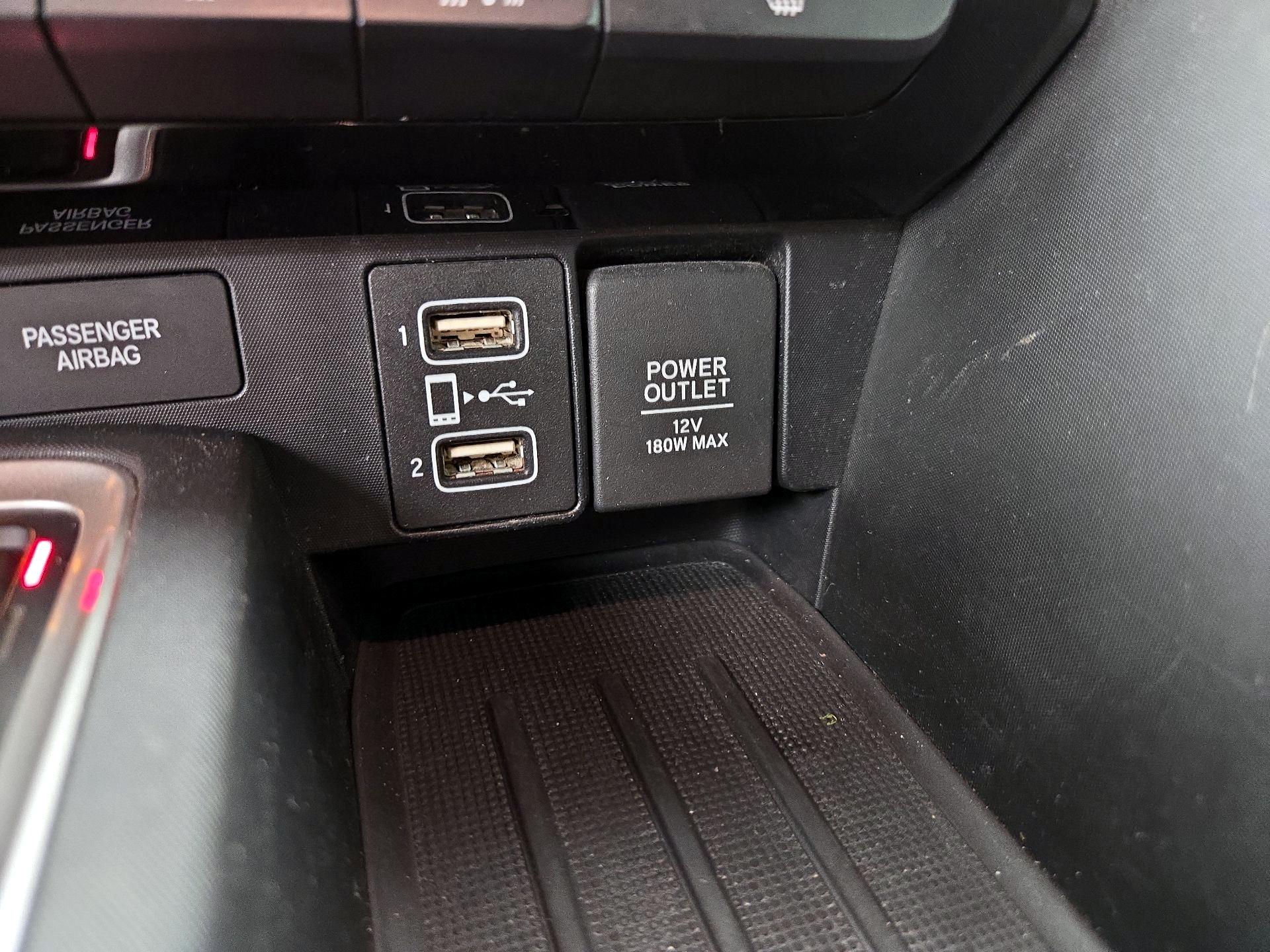 Thumbnail: 2020 Honda Insight - 19