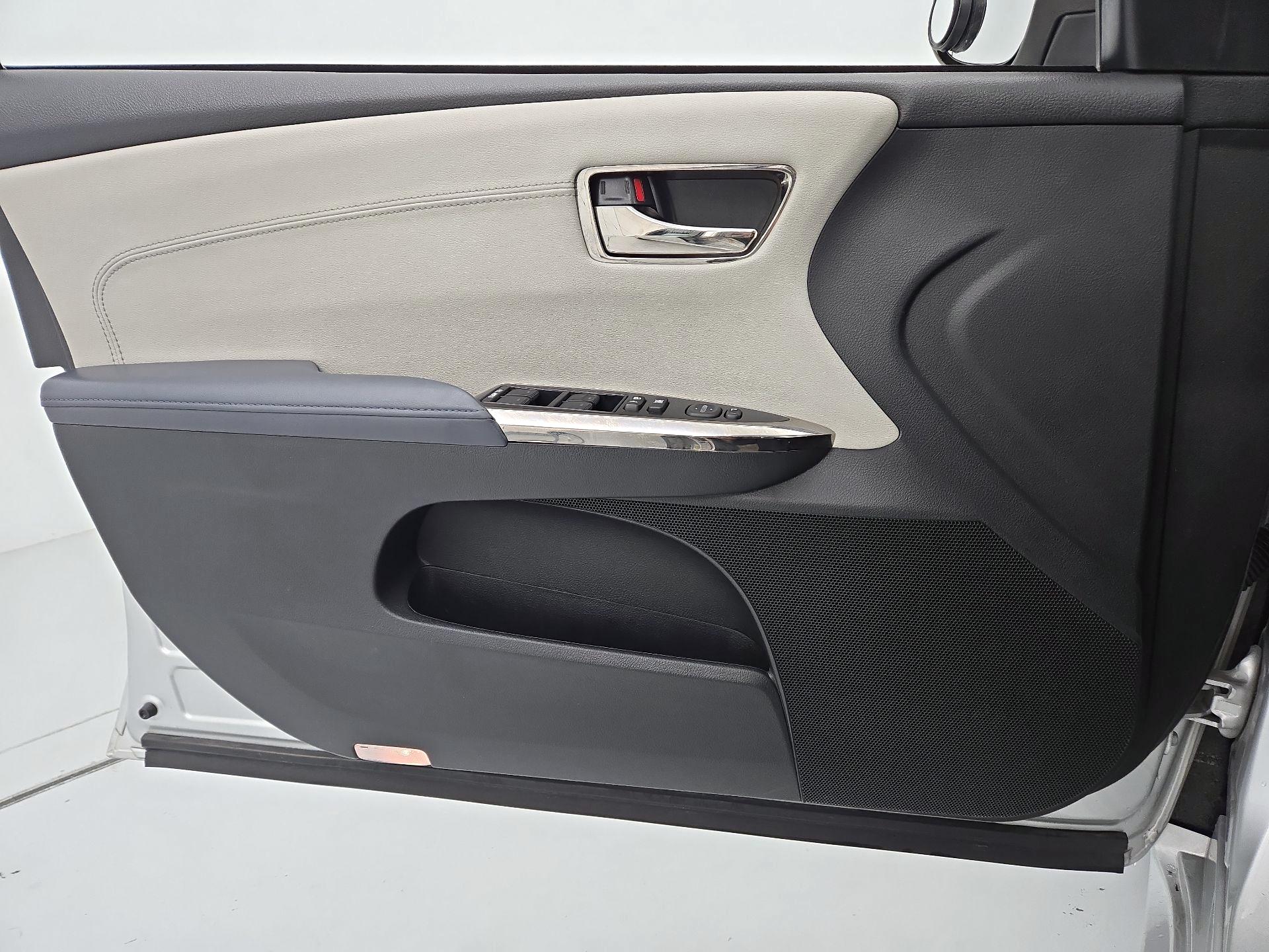 Thumbnail: 2014 Toyota Avalon - 12