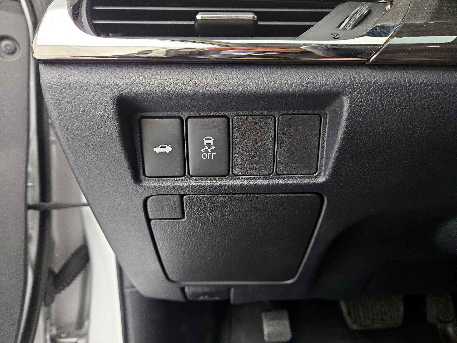 Thumbnail: 2014 Toyota Avalon - 13