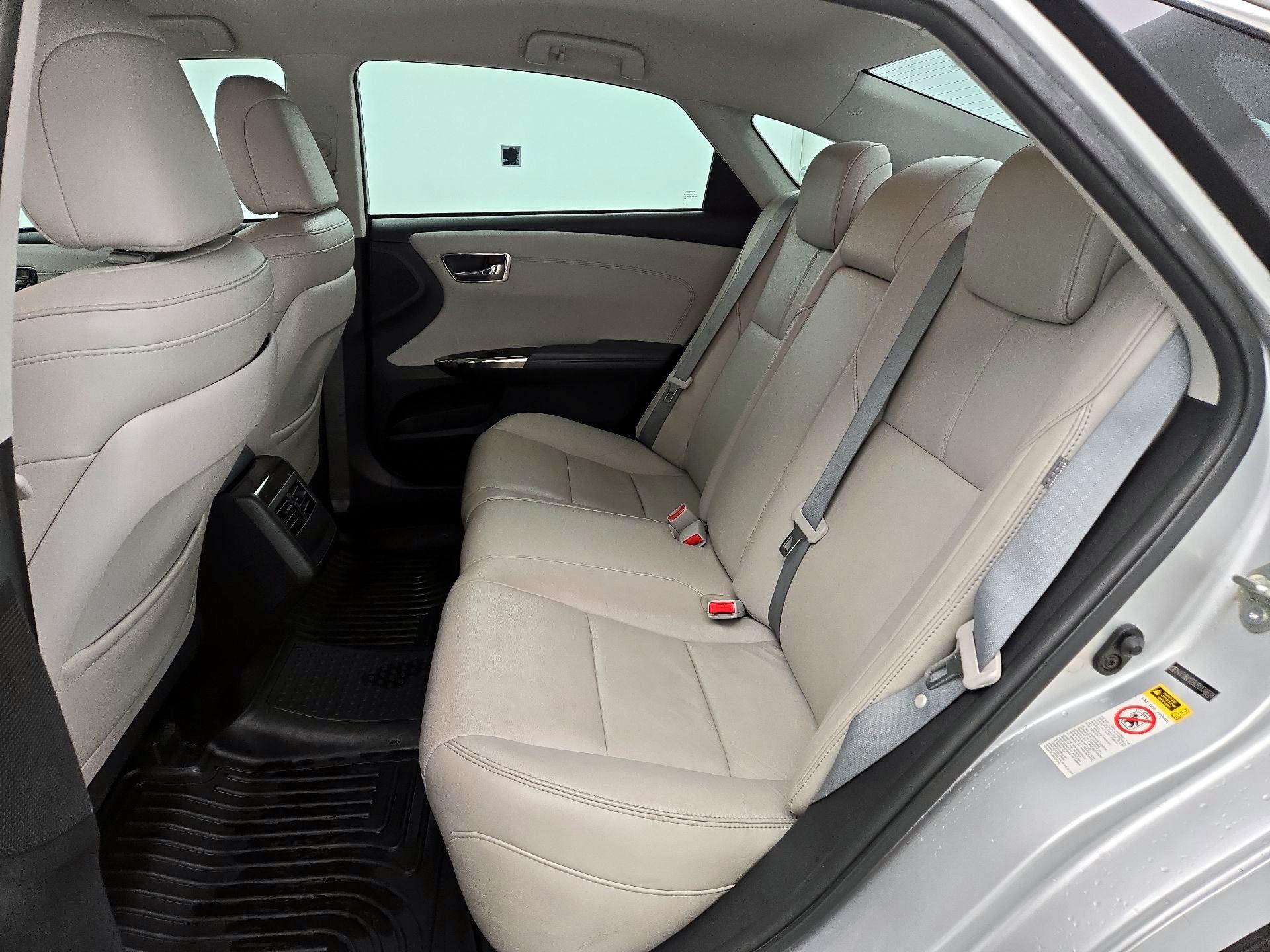 Thumbnail: 2014 Toyota Avalon - 19