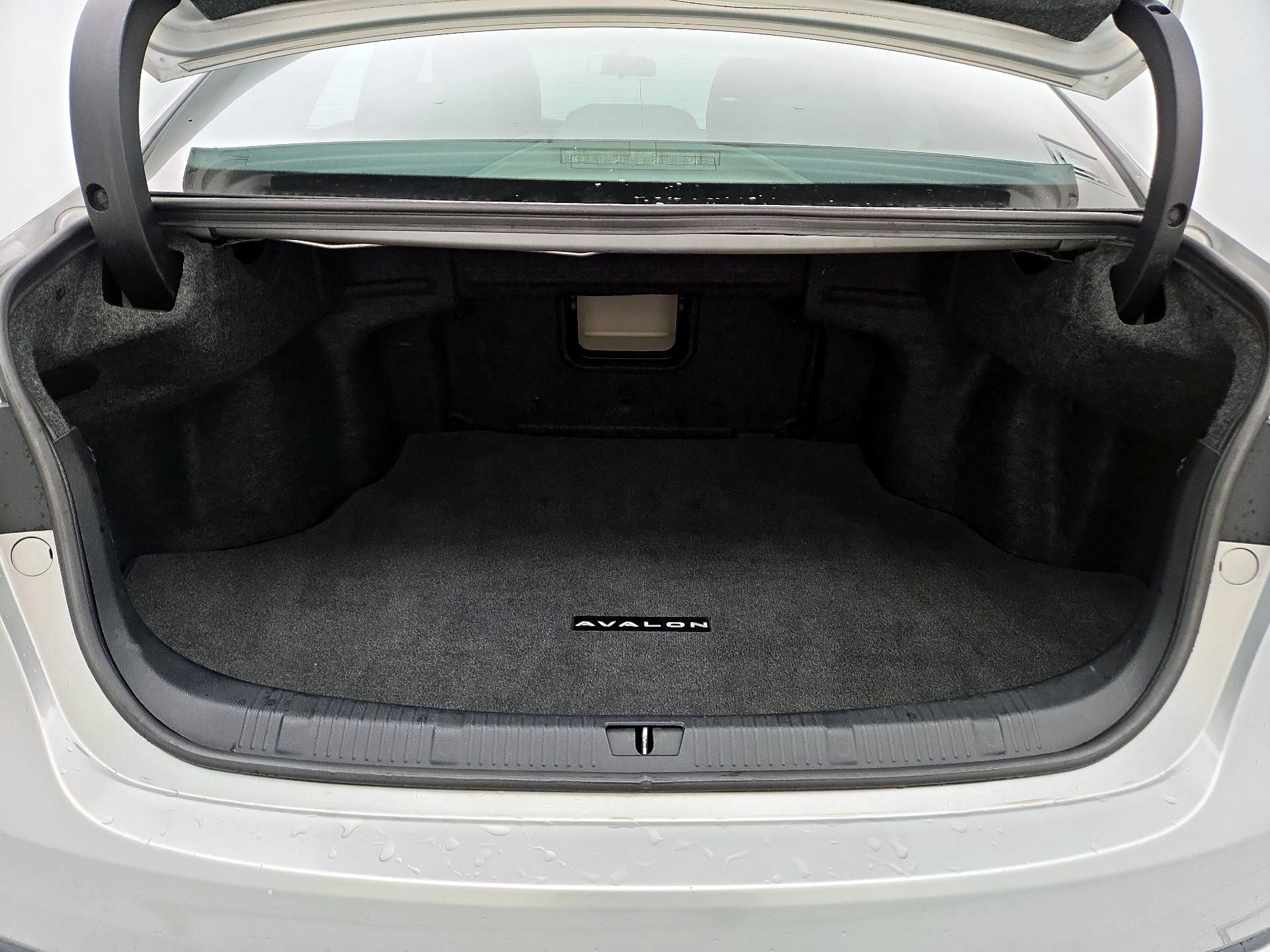 Thumbnail: 2014 Toyota Avalon - 20