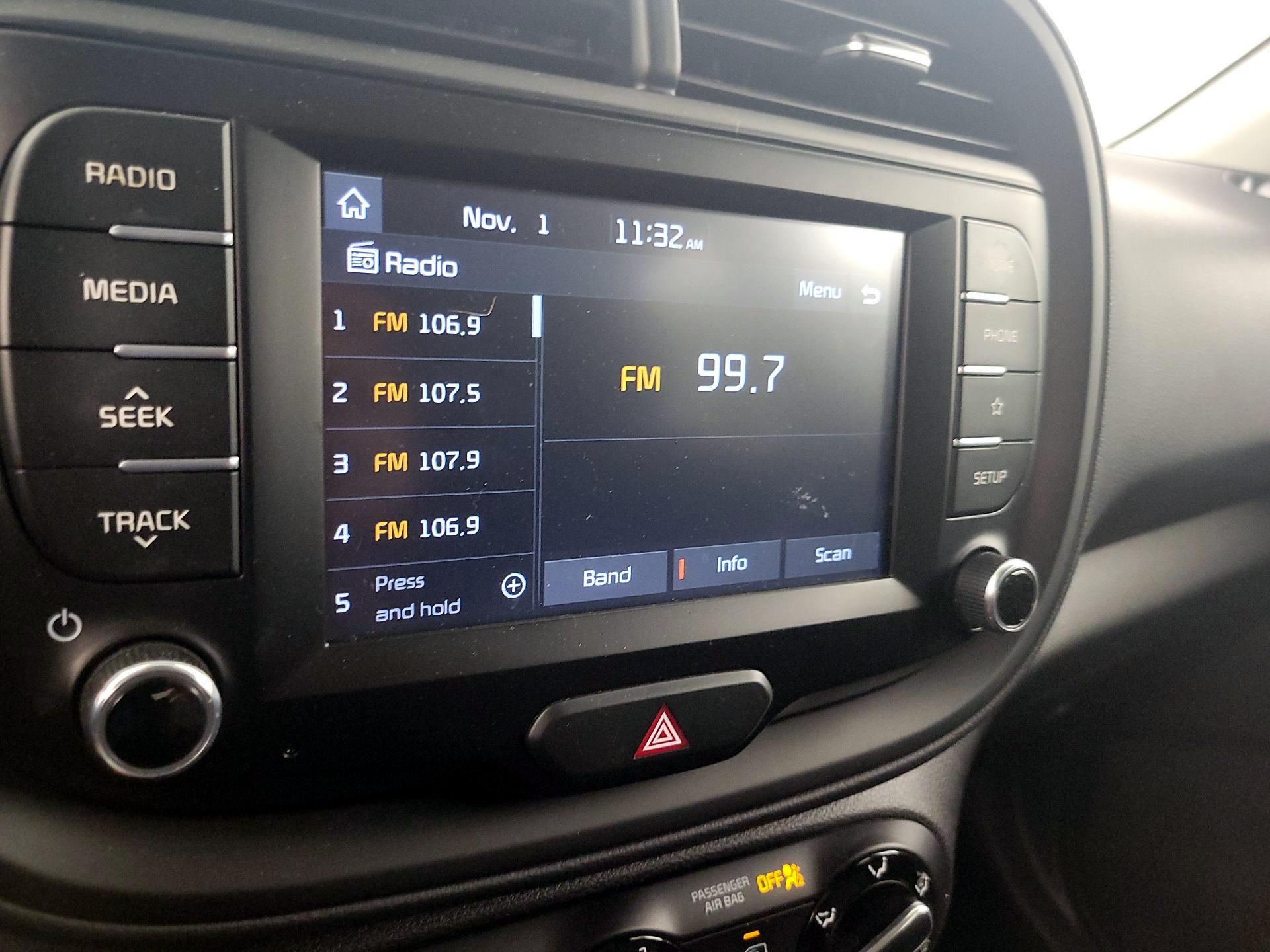 Thumbnail: 2020 Kia Soul - 15