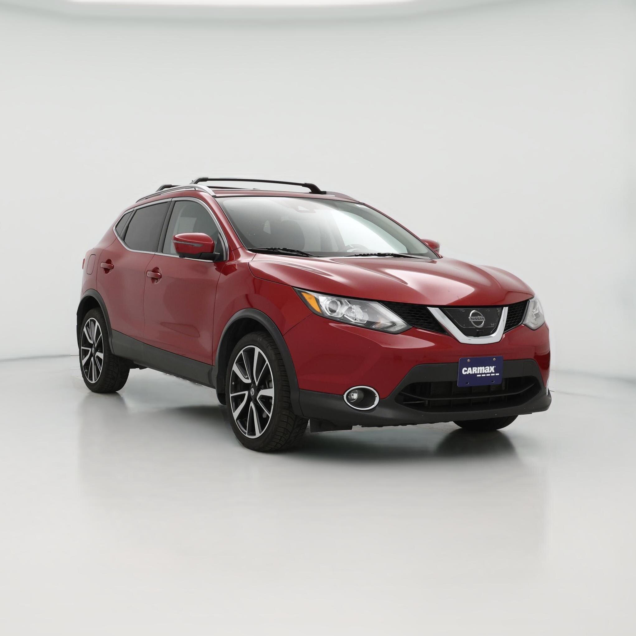 Thumbnail: 2017 Nissan Rogue Sport - 1