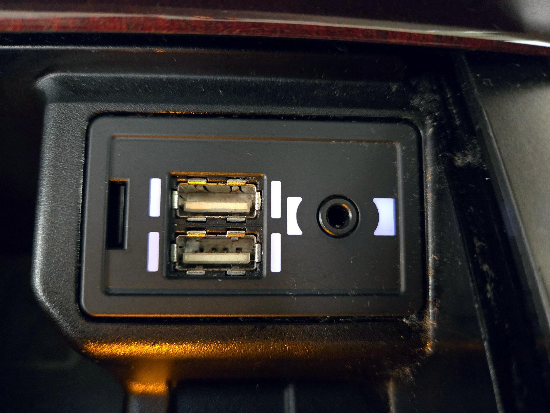 Thumbnail: 2016 Lexus GX - 19