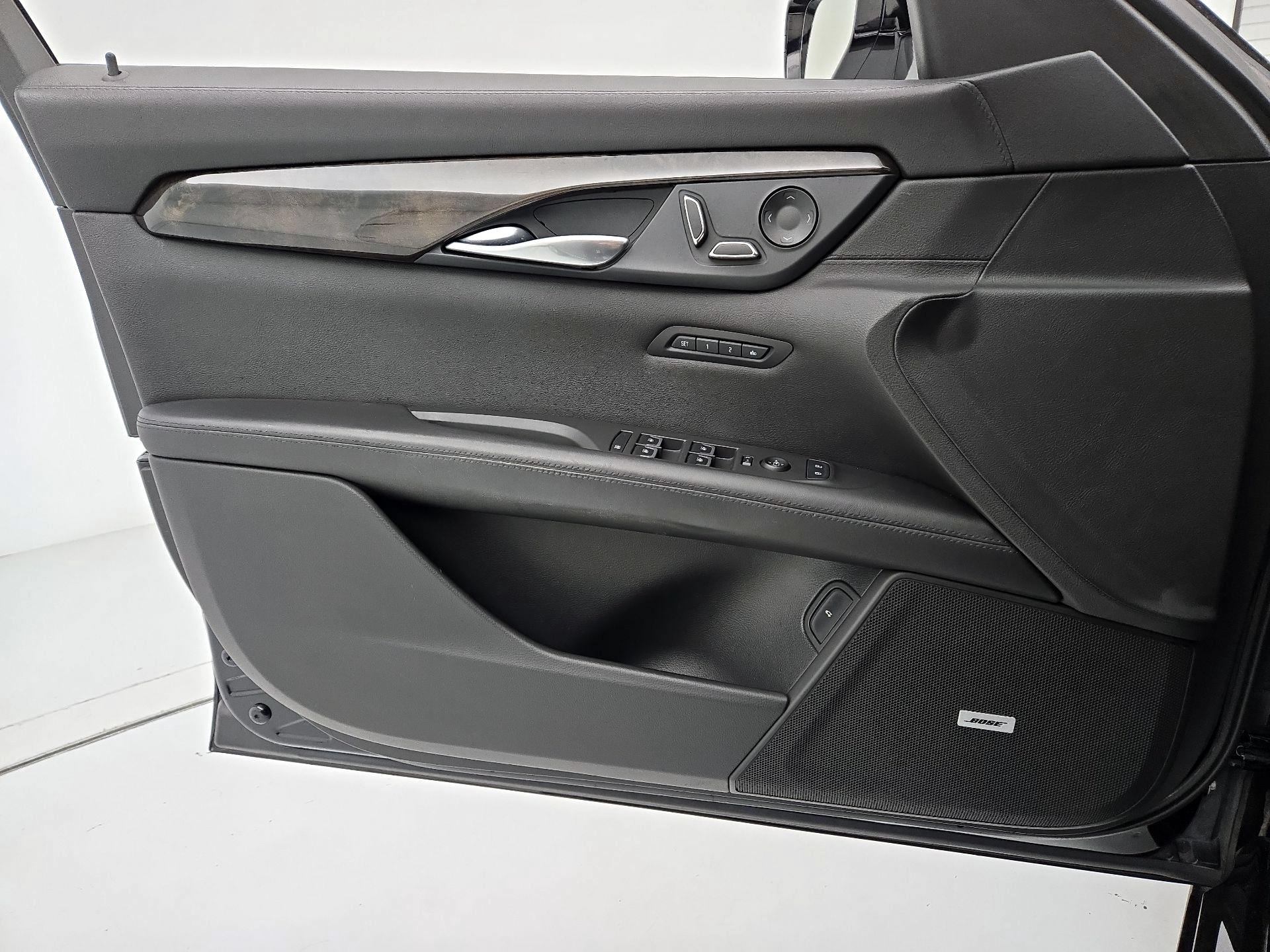 Thumbnail: 2017 Cadillac CT6 - 12